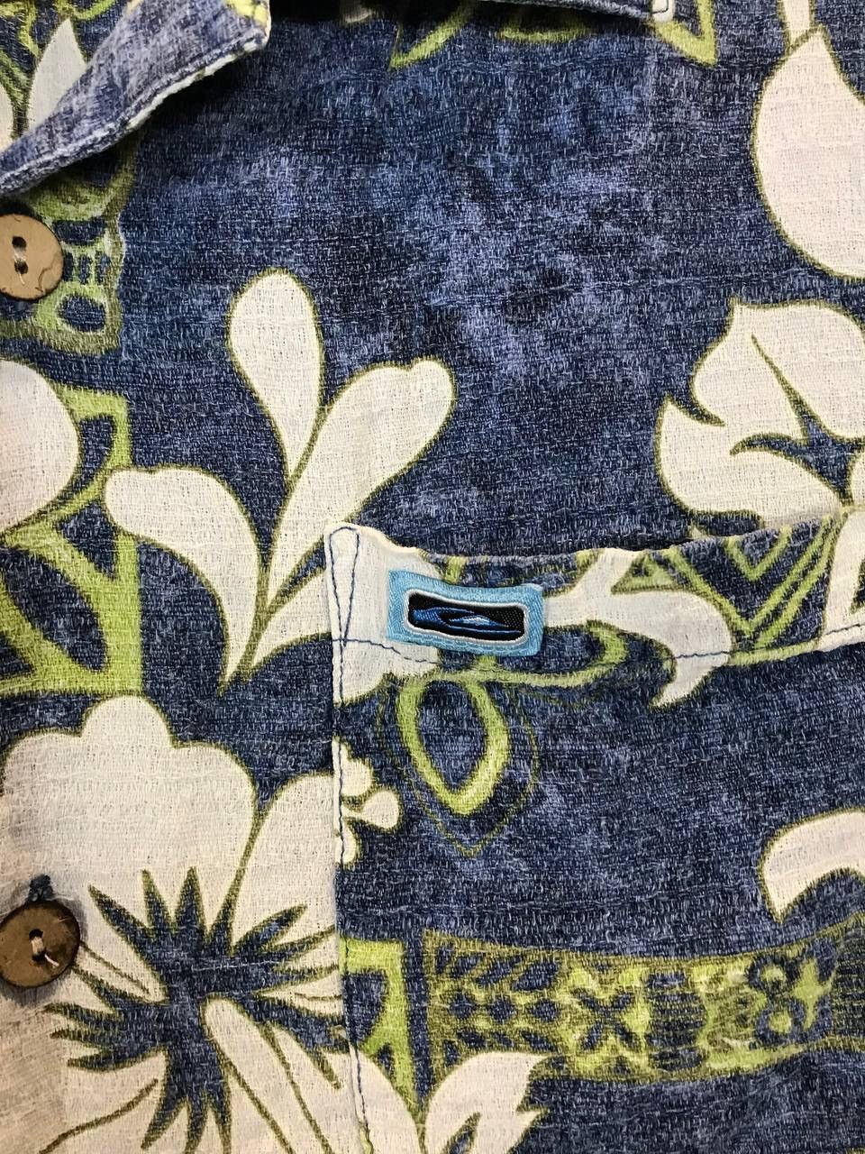 Quiksilver Quiksilver vintage hawaiian crazy shirt Size US M / EU 48-50 / 2 - 4 Thumbnail