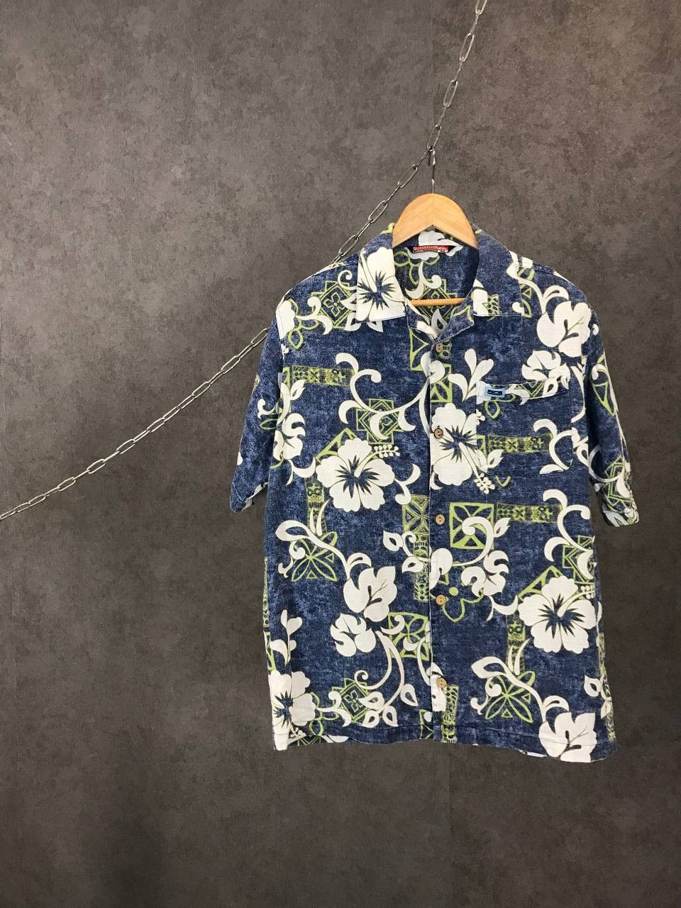 Quiksilver Quiksilver vintage hawaiian crazy shirt Size US M / EU 48-50 / 2 - 1 Thumbnail