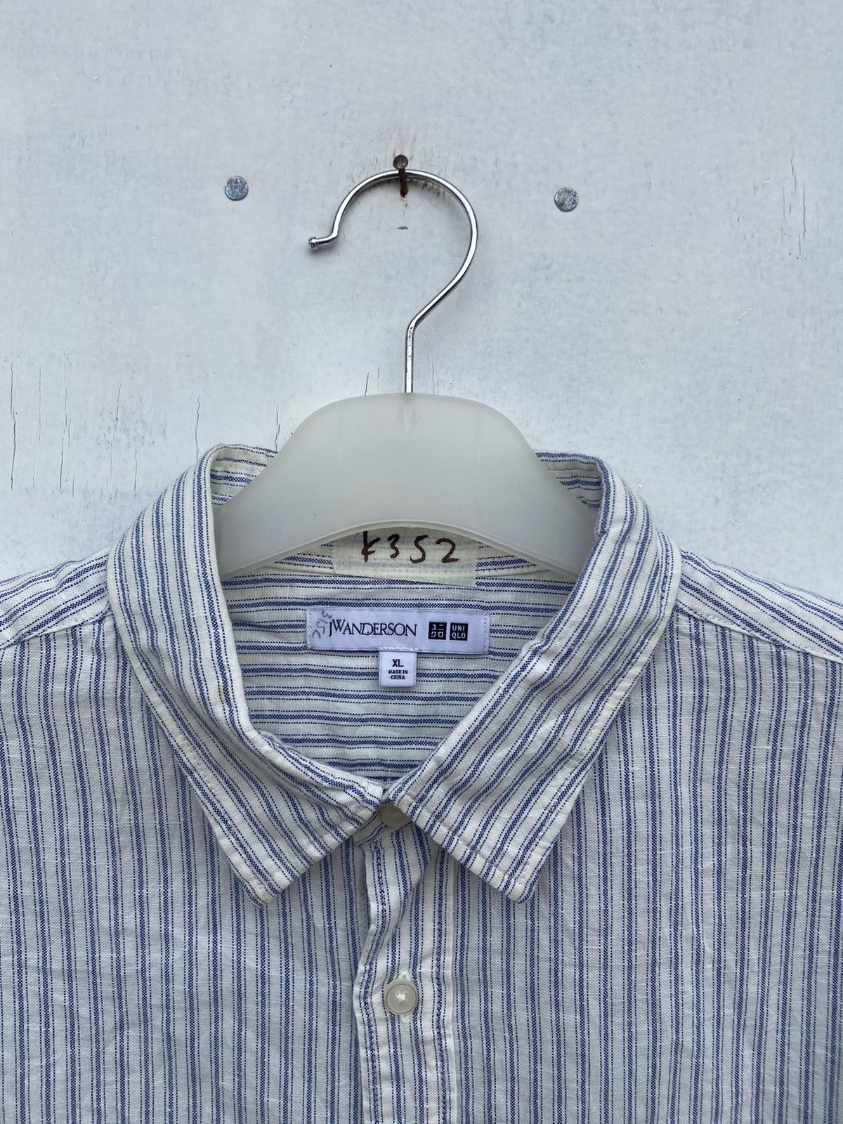 Japanese Brand Uniqlo x JW Anderson Linen shirt Size US XL / EU 56 / 4 - 3 Thumbnail