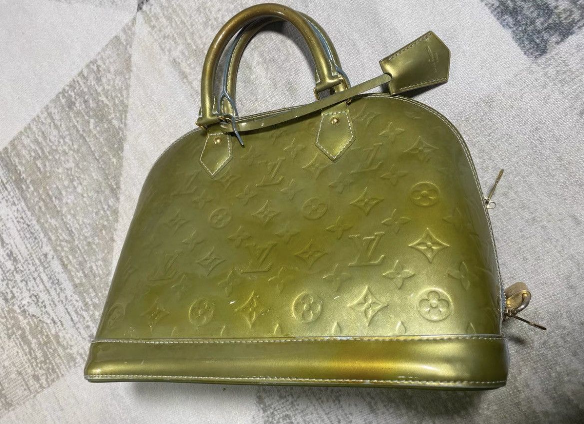 Louis Vuitton Louis Vuitton Vernis Alma Green Size ONE SIZE - 6 Thumbnail