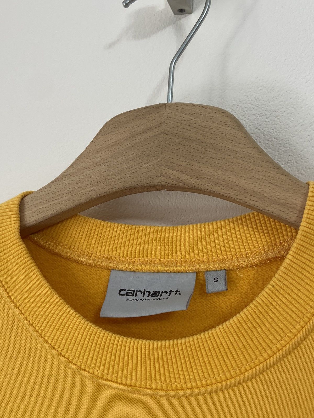 Carhartt Carhartt yellow sweatshirt big logo Size US S / EU 44-46 / 1 - 8 Thumbnail
