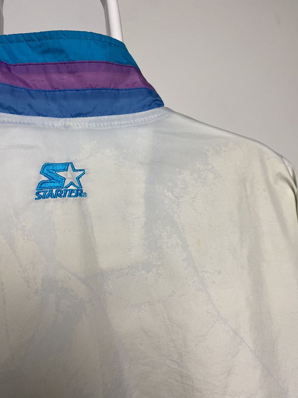 NBA × Starter × Vintage Charlotte Hornets Vintage big logo starter white jacket Size US XL / EU 56 / 4 - 10 Thumbnail