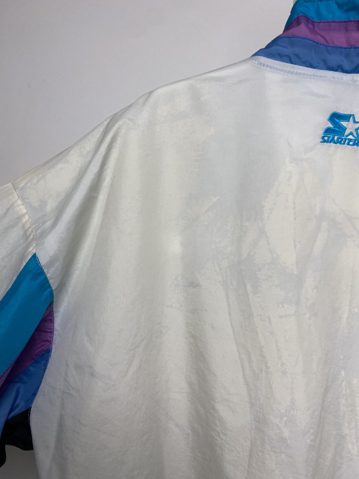 NBA × Starter × Vintage Charlotte Hornets Vintage big logo starter white jacket Size US XL / EU 56 / 4 - 12 Thumbnail