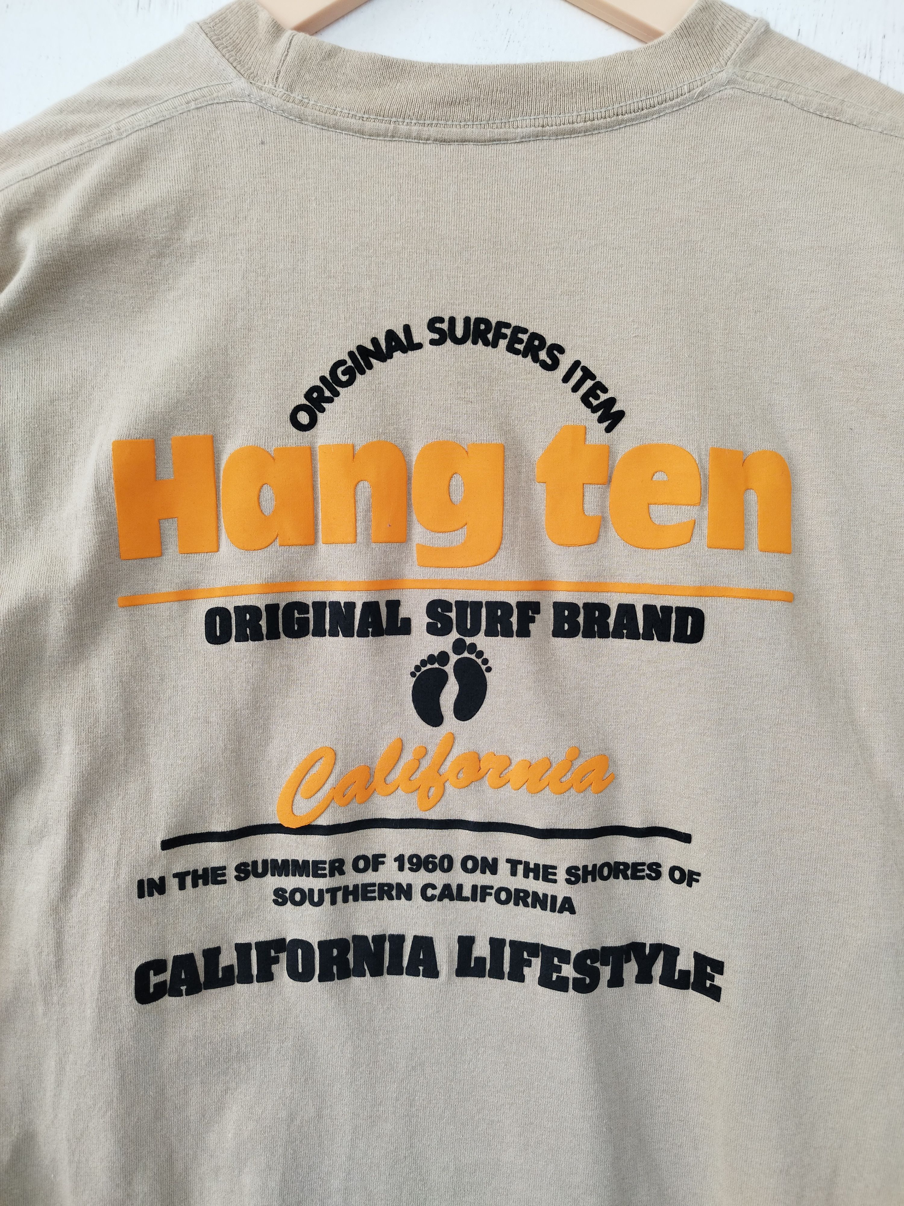Vintage Hang Ten t shirt spell out
