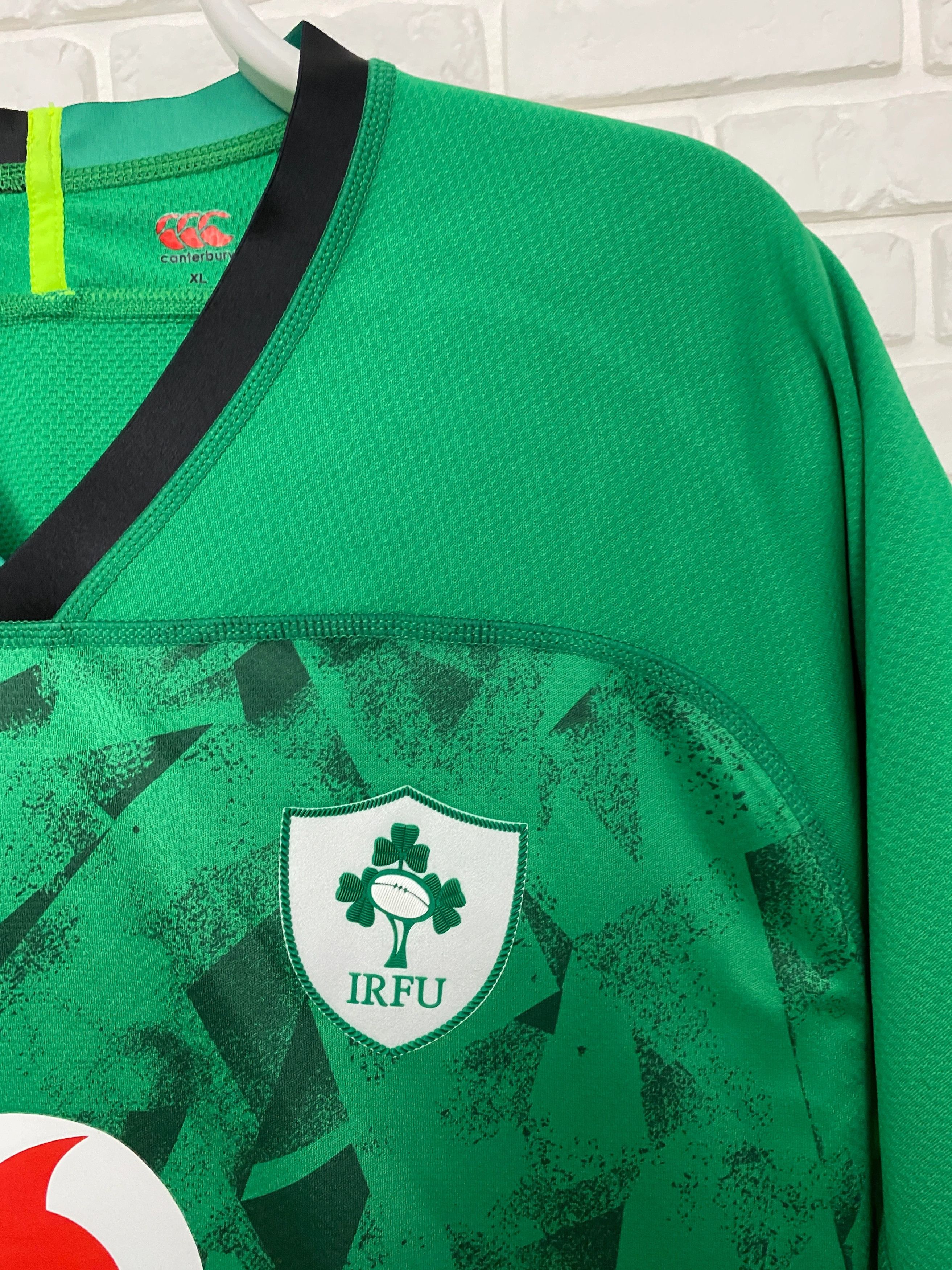 Canterbury of New Zealand BNWT CANTERBURY IRFU JERSEY SHIRT RUGBY VODAFONE SIZE XL Size US XL / EU 56 / 4 - 2 Thumbnail
