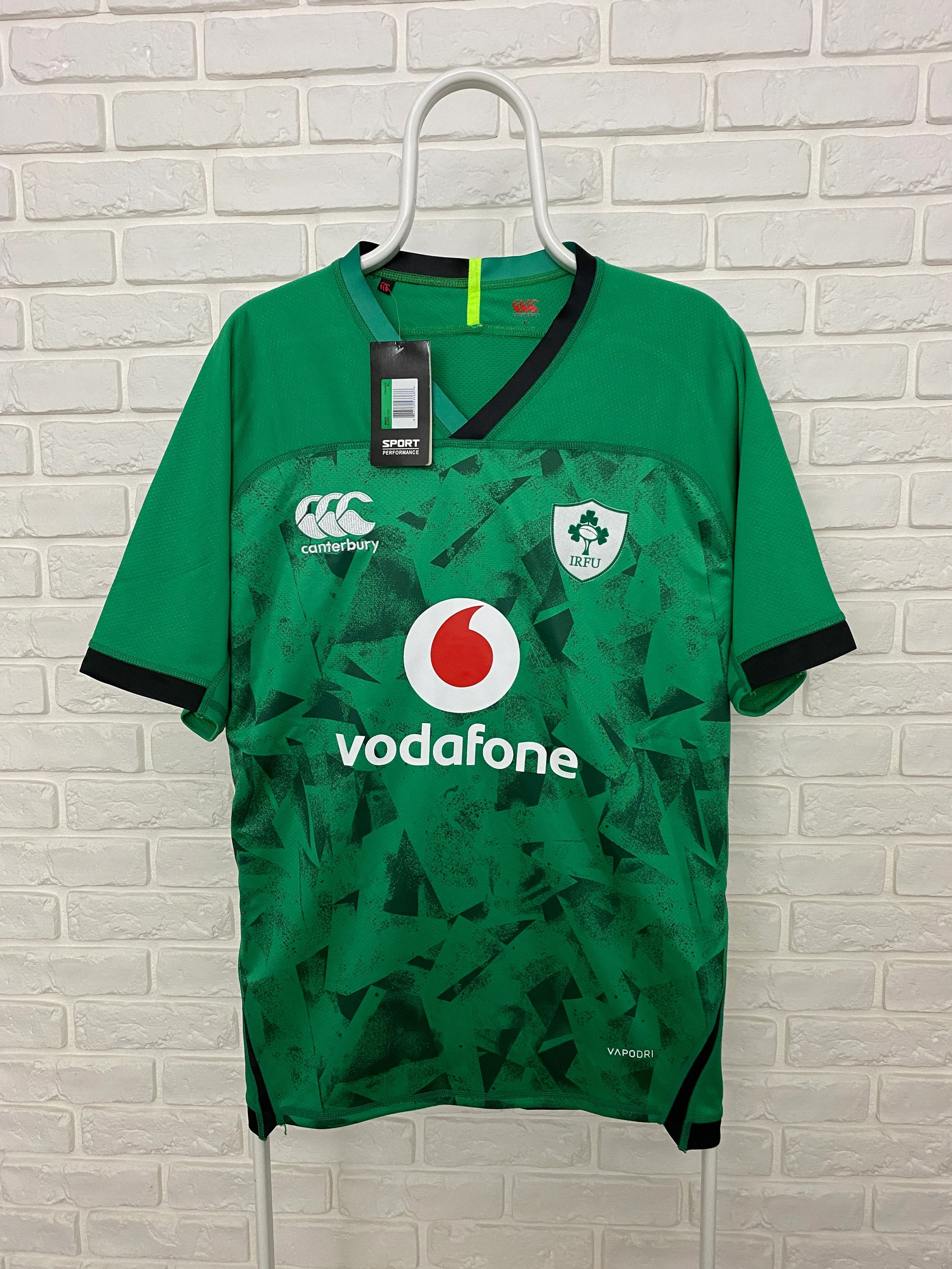 Canterbury of New Zealand BNWT CANTERBURY IRFU JERSEY SHIRT RUGBY VODAFONE SIZE XL Size US XL / EU 56 / 4 - 1 Thumbnail