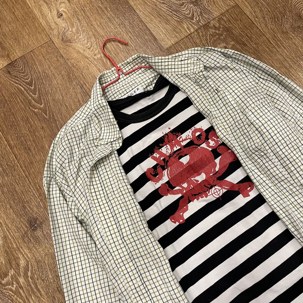 Vintage Vintage 90s Checkered Shirt Striped Graphic Tee Grunge L Size US L / EU 52-54 / 3 - 5 Thumbnail