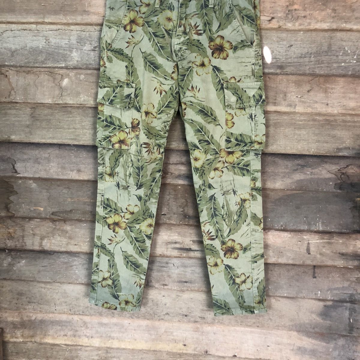 Japanese Brand DLL For One Flower Green Cargo Multipocket Pants #1498 Size US 30 / EU 46 - 3 Thumbnail