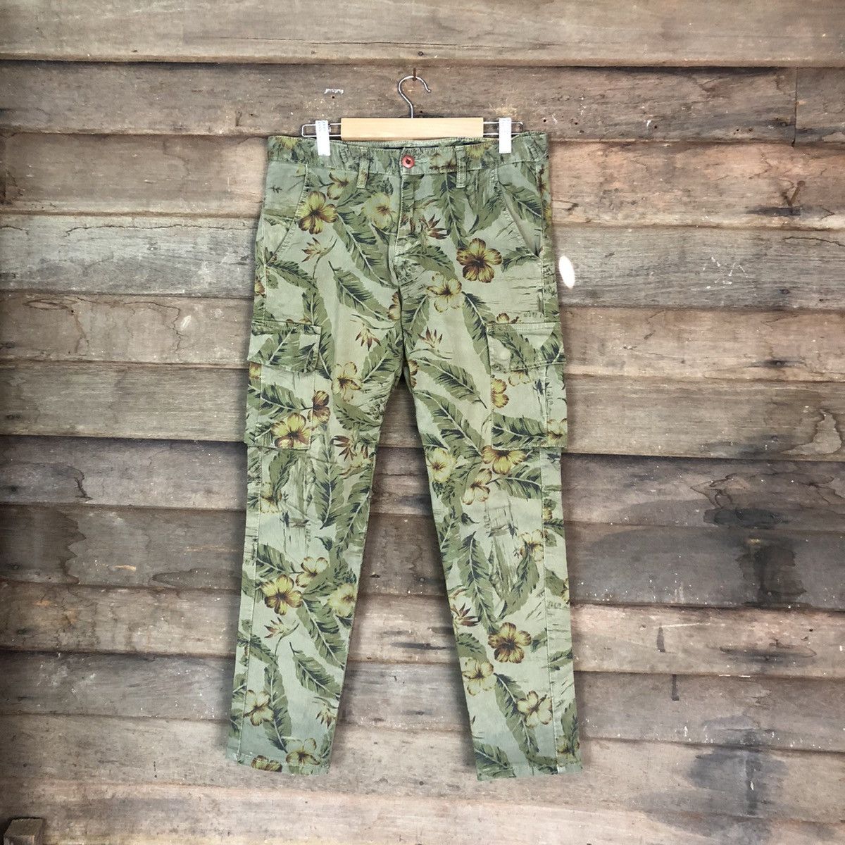 Japanese Brand DLL For One Flower Green Cargo Multipocket Pants #1498 Size US 30 / EU 46 - 1 Thumbnail