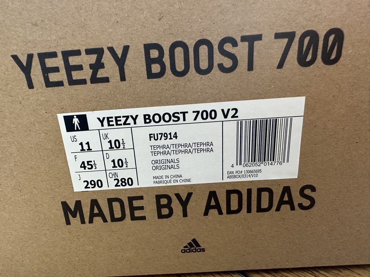 Adidas × Kanye West Yeezy 700 V2 Tephra Size US 11 / EU 44 - 9 Thumbnail