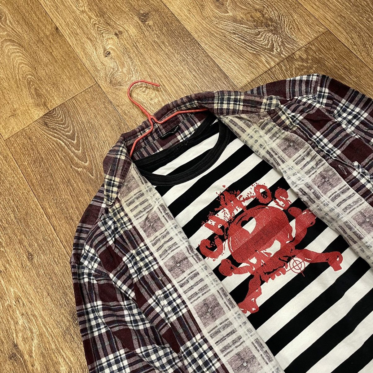 Vintage Vintage 90s Checkered Plaid Shirt Grunge Layering Faded XL Size US XL / EU 56 / 4 - 2 Thumbnail