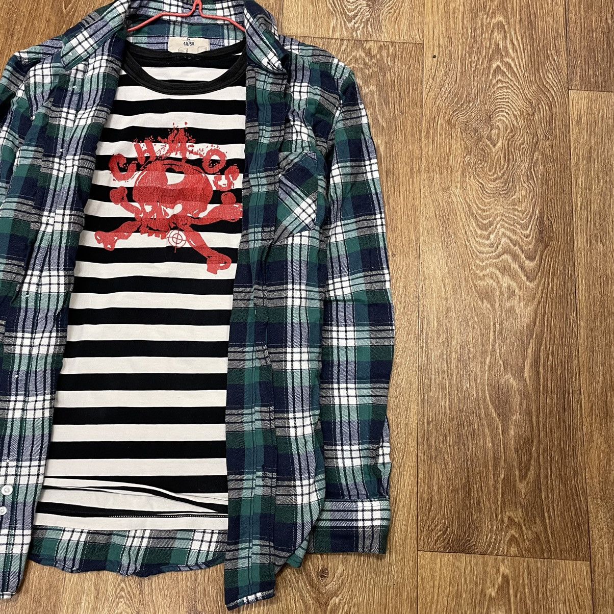 Vintage Vintage 90s Oversized Graphic Tee Stripes Floral Punk M Size US M / EU 48-50 / 2 - 3 Thumbnail