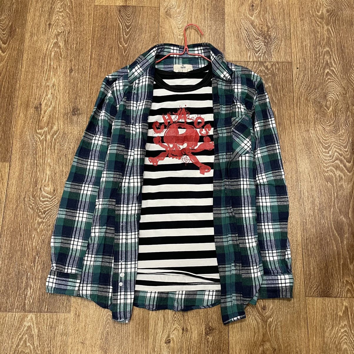 Vintage Vintage 90s Oversized Graphic Tee Stripes Floral Punk M Size US M / EU 48-50 / 2 - 2 Thumbnail