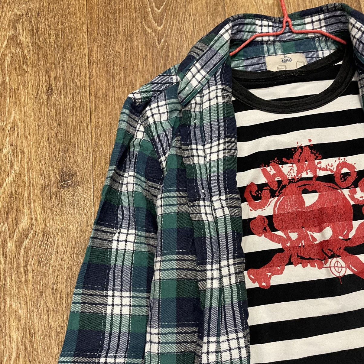 Vintage Vintage 90s Oversized Graphic Tee Stripes Floral Punk M Size US M / EU 48-50 / 2 - 5 Thumbnail