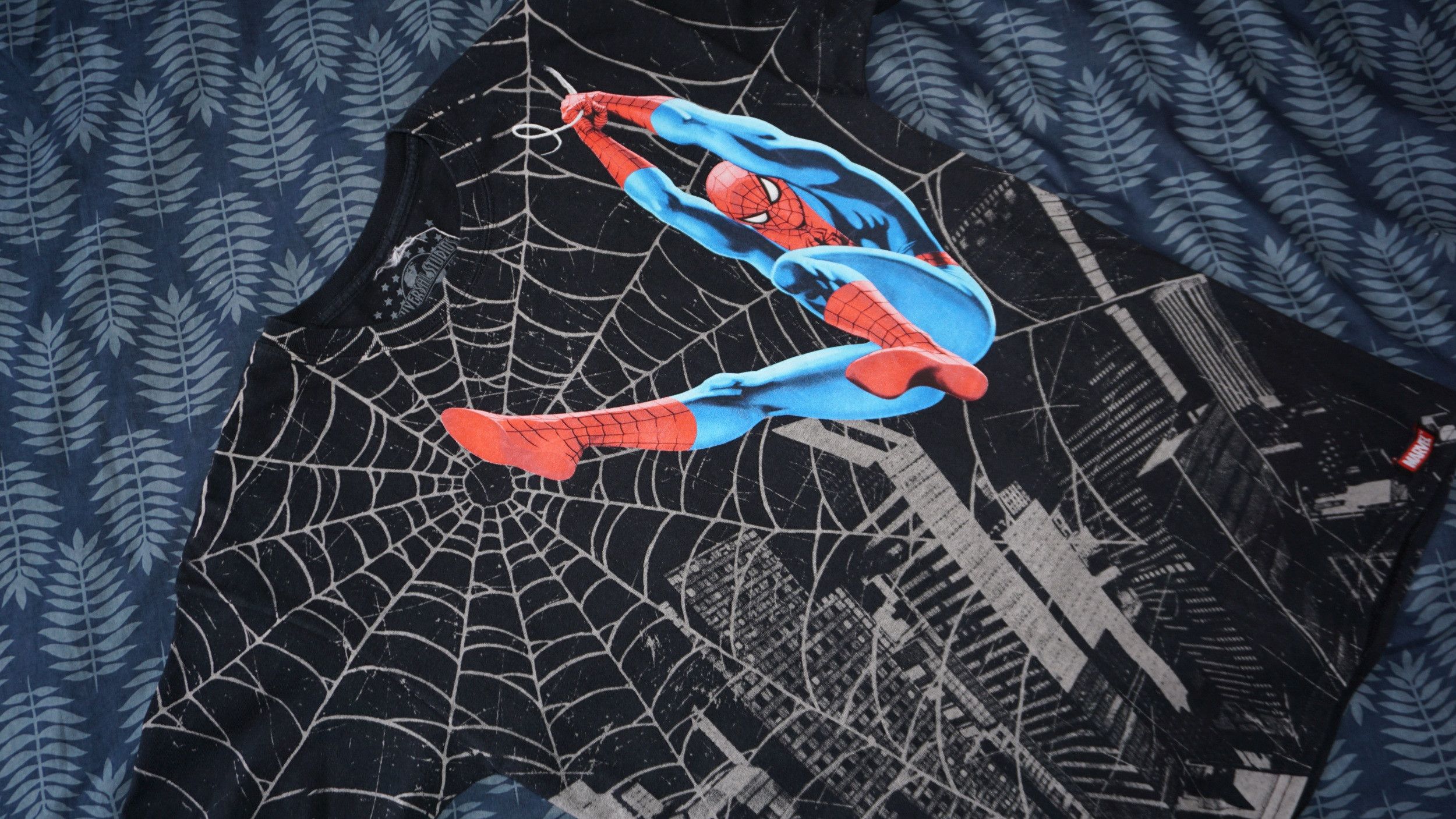 Marvel Comics RARE Spiderman Y2K AOP Overprint Full Print Vintage tshirt Size US L / EU 52-54 / 3 - 3 Thumbnail