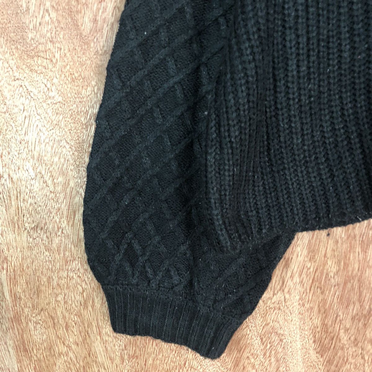 Homespun Knitwear × Japanese Brand DL Ray Cassin Black Flower art cable Knitwear #c596 Size US M / EU 48-50 / 2 - 6 Thumbnail