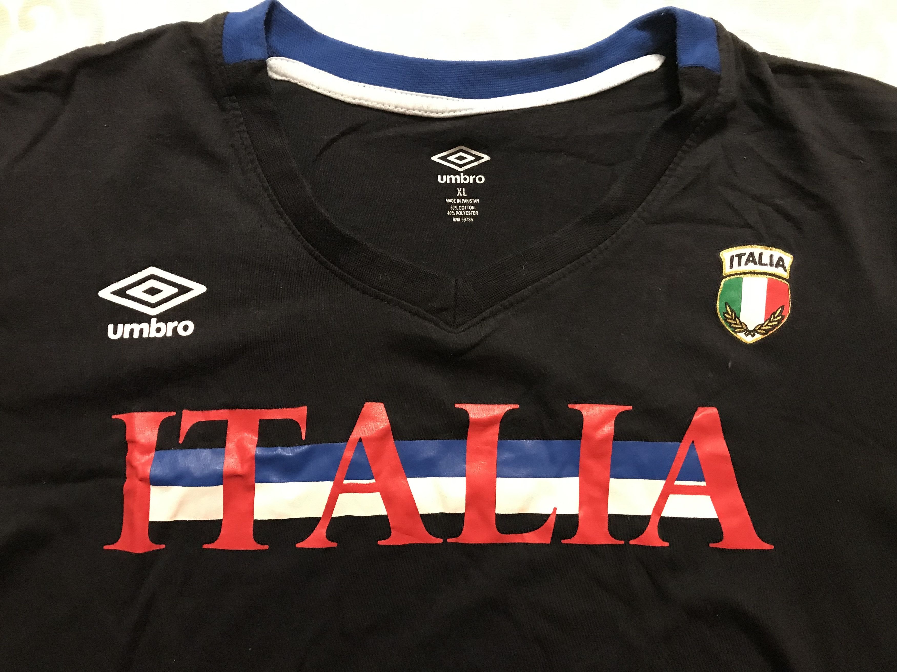 Umbro Umbro Italia soccer shirt size XL BNWT Size US XL / EU 56 / 4 - 1 Thumbnail