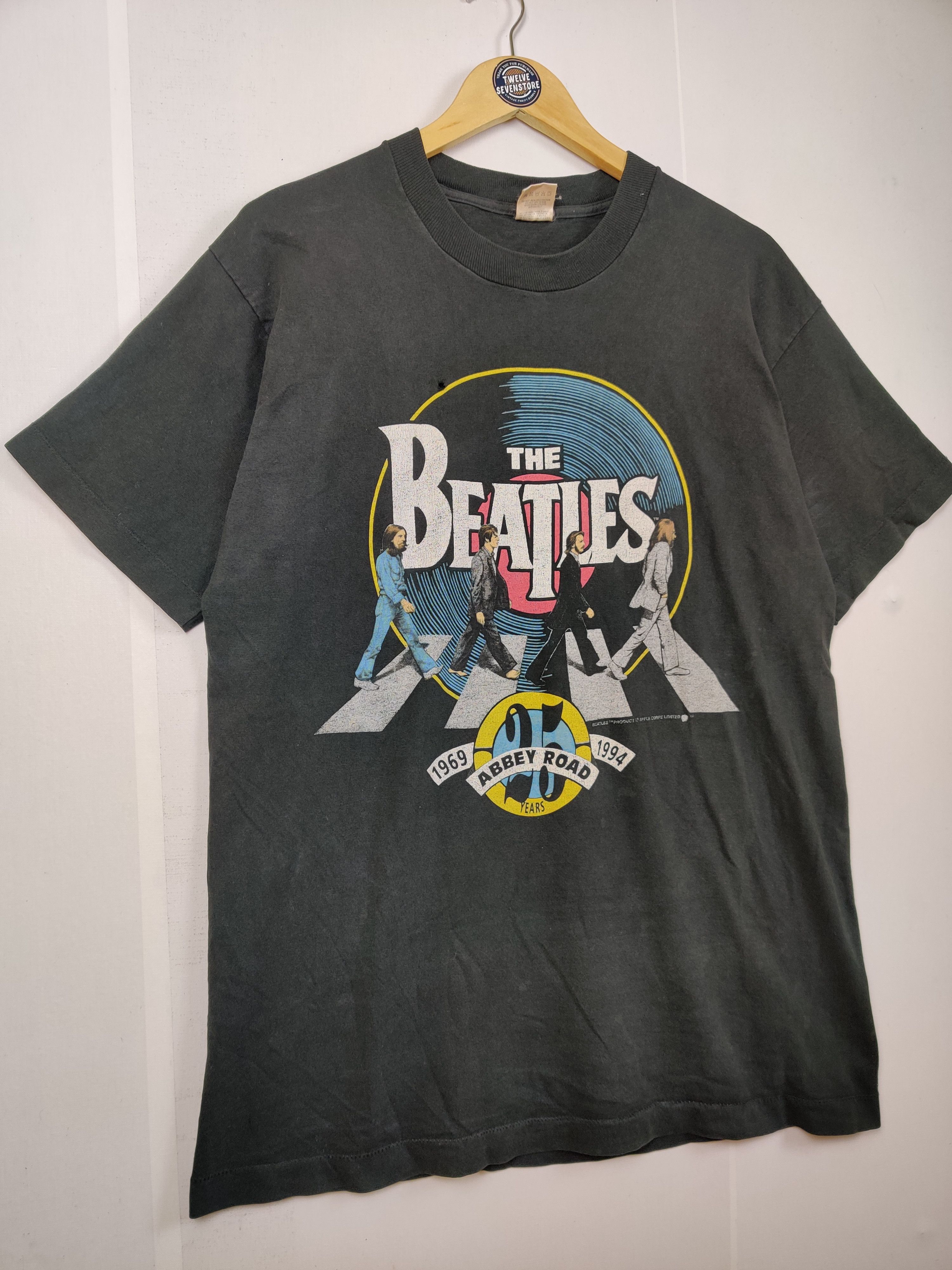 Band Tees Vintage 90's The Beatles Abbey Road Band Tee Tshirt Size US L / EU 52-54 / 3 - 4 Thumbnail