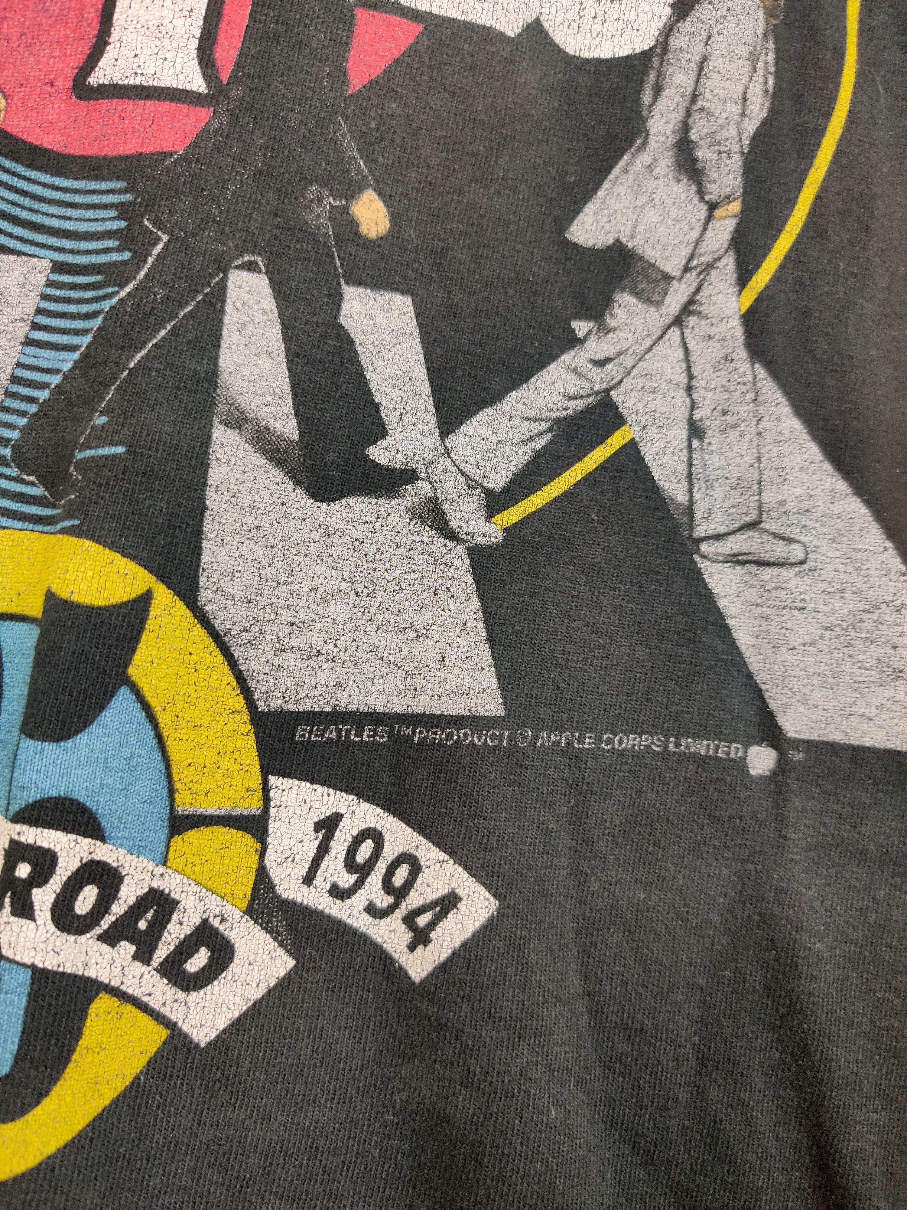 Band Tees Vintage 90's The Beatles Abbey Road Band Tee Tshirt Size US L / EU 52-54 / 3 - 8 Thumbnail