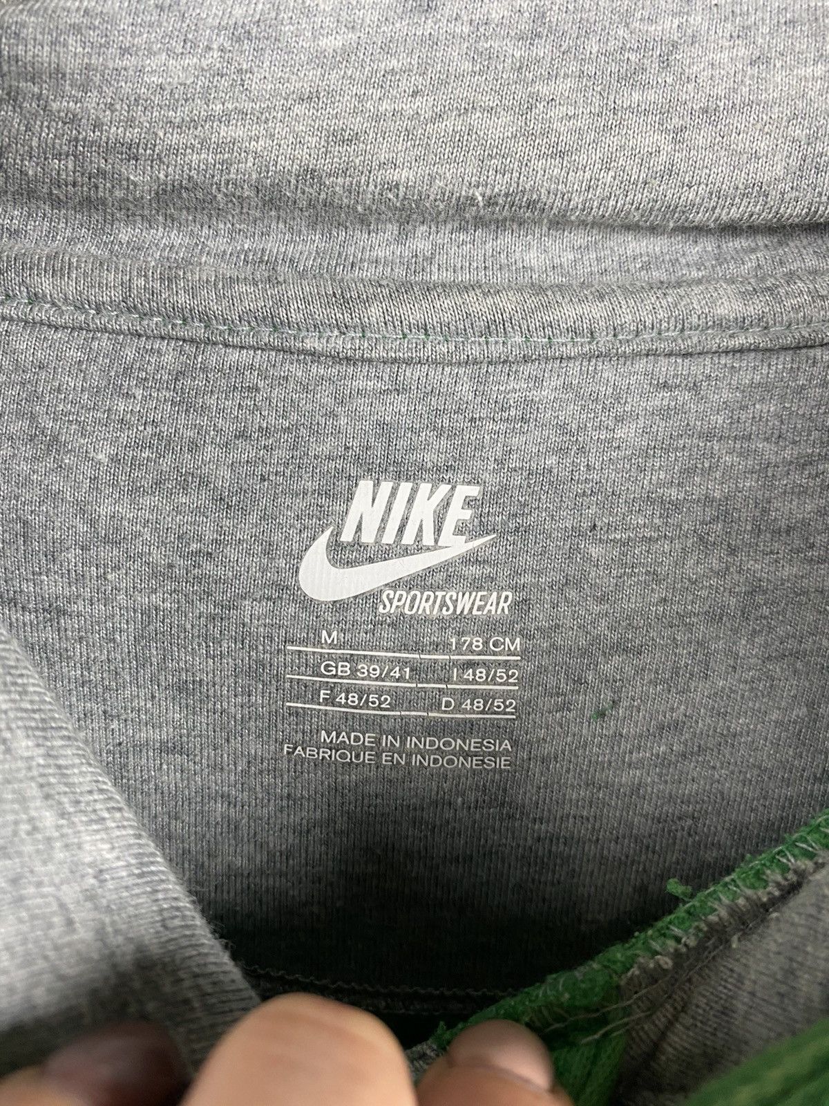 Nike Nike hoodie big logo swoosh green size M Size US M / EU 48-50 / 2 - 3 Thumbnail