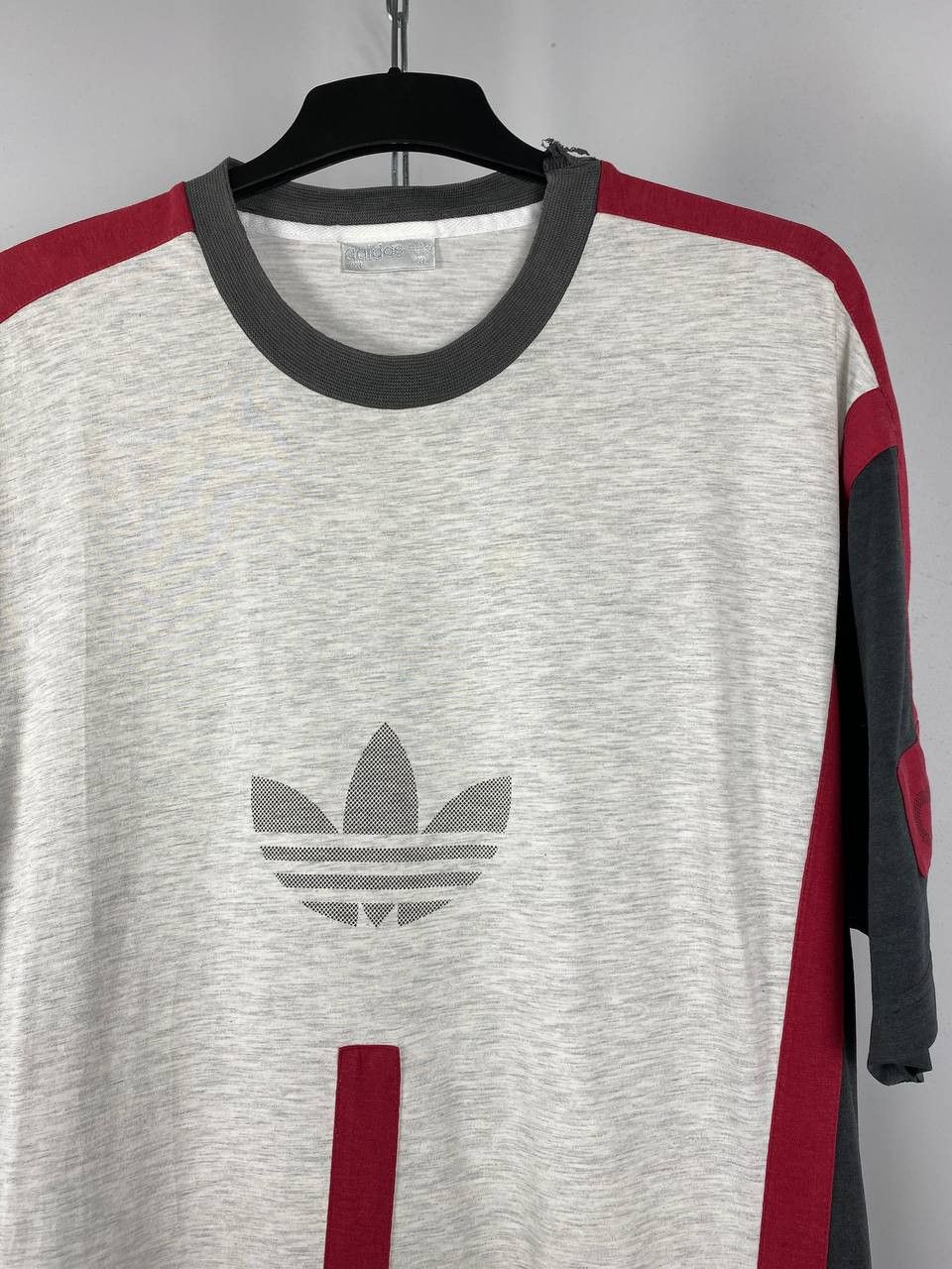 Adidas Adidas vintage T-shirts big logo size XL Size US XL / EU 56 / 4 - 2 Thumbnail