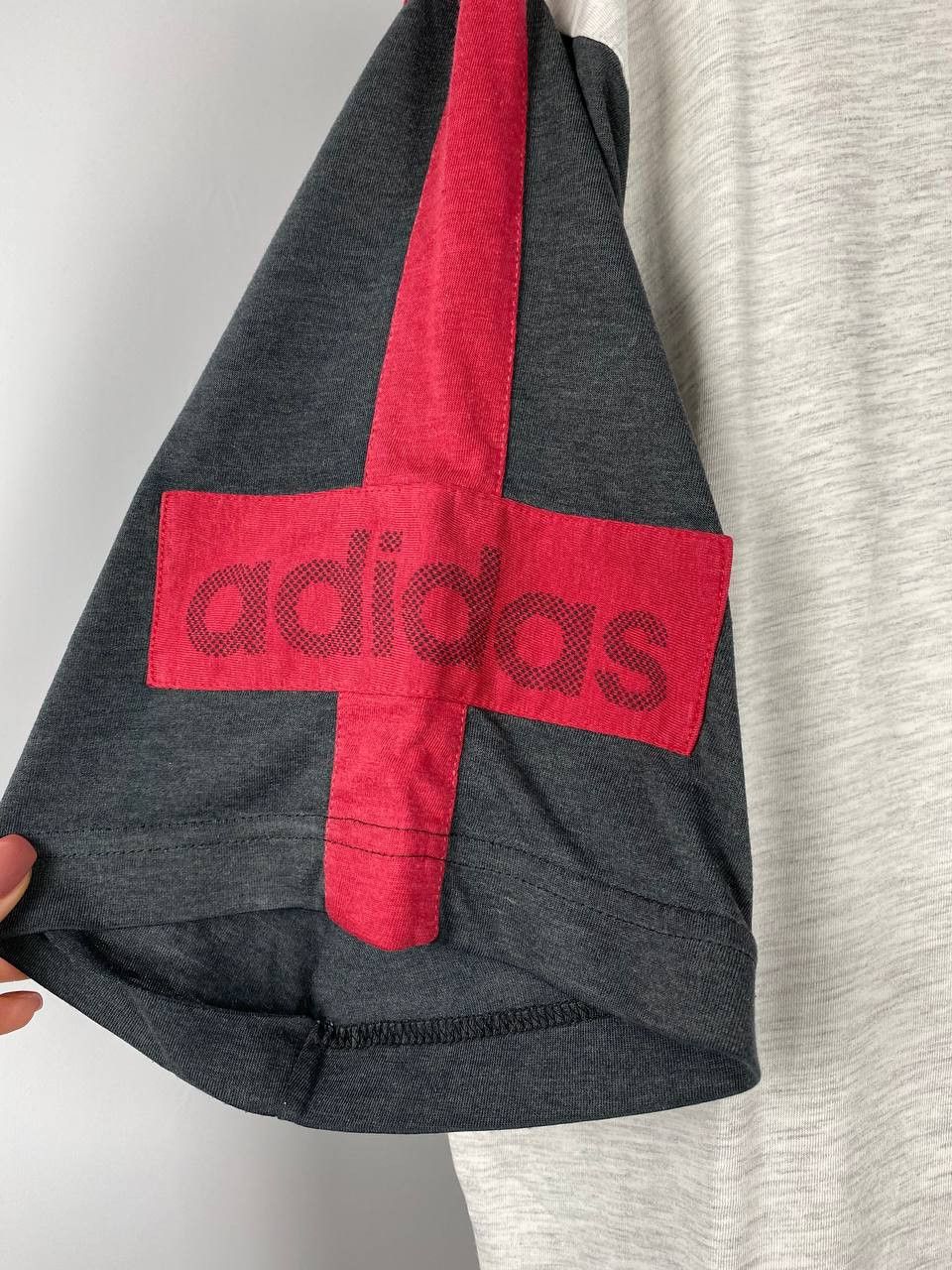 Adidas Adidas vintage T-shirts big logo size XL Size US XL / EU 56 / 4 - 8 Thumbnail