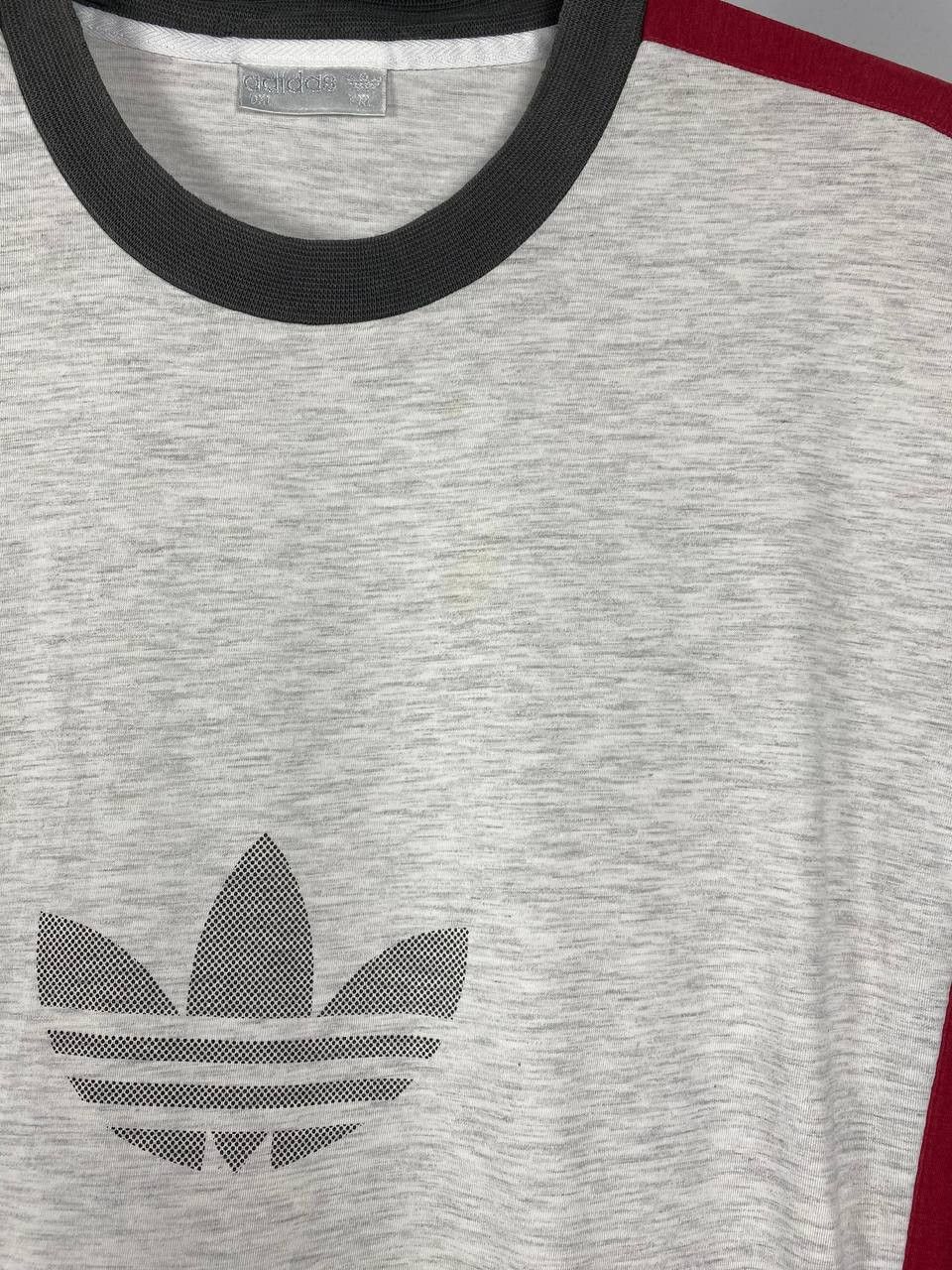 Adidas Adidas vintage T-shirts big logo size XL Size US XL / EU 56 / 4 - 4 Thumbnail