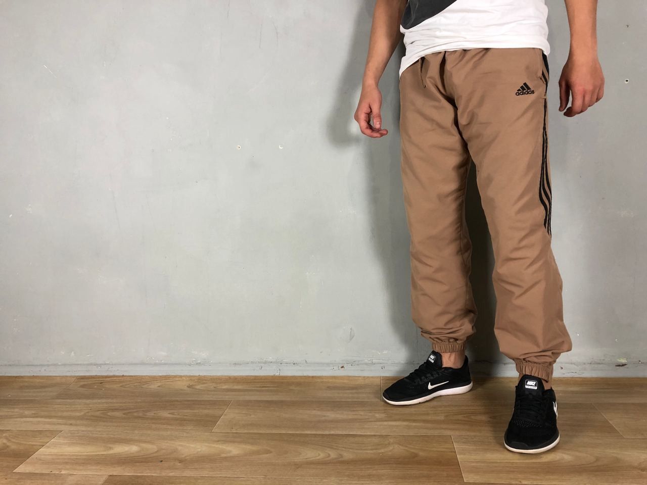 Adidas Adidas vintage pants short size L Size US 34 / EU 50 - 1 Thumbnail