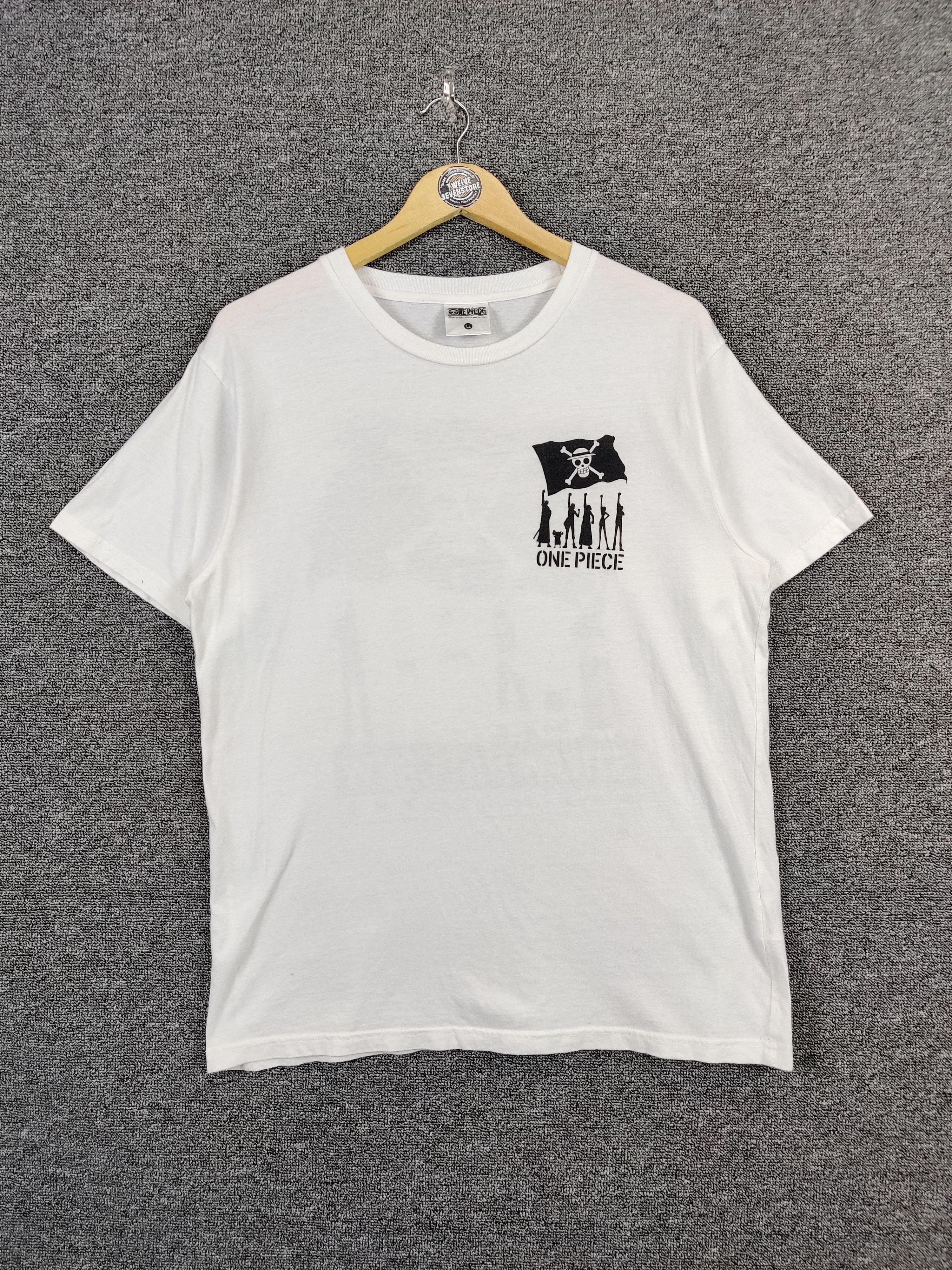 Anime Vintage One Piece Straw Hat Crew Anime Tshirt Size US L / EU 52-54 / 3 - 4 Thumbnail