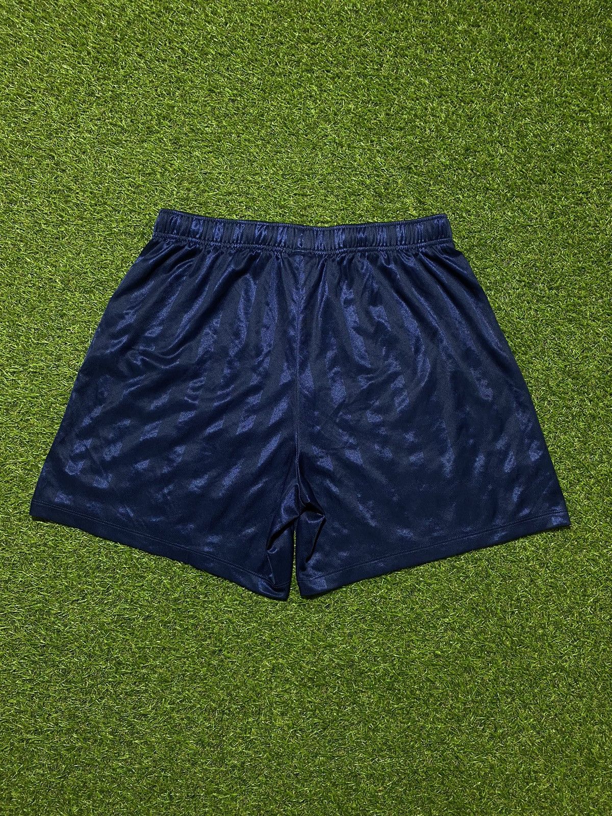 Nike Vintage Nike shorts streetwear swoosh casual y2k size L Size US 34 / EU 50 - 3 Thumbnail