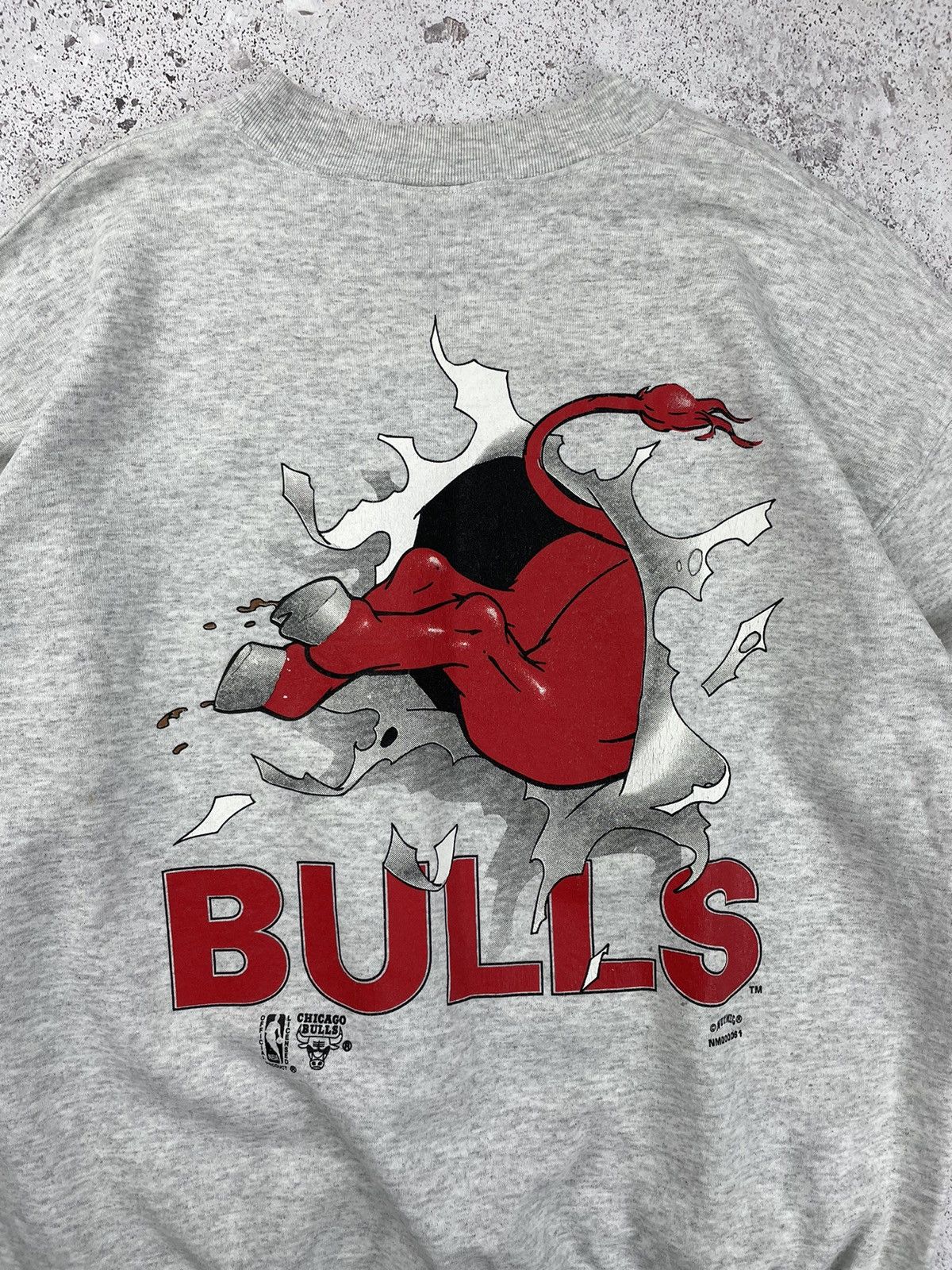 NBA × Vintage Vintage Chicago Bulls Nutmeg NBA Official Product Sweatshirt Size US XL / EU 56 / 4 - 12 Thumbnail