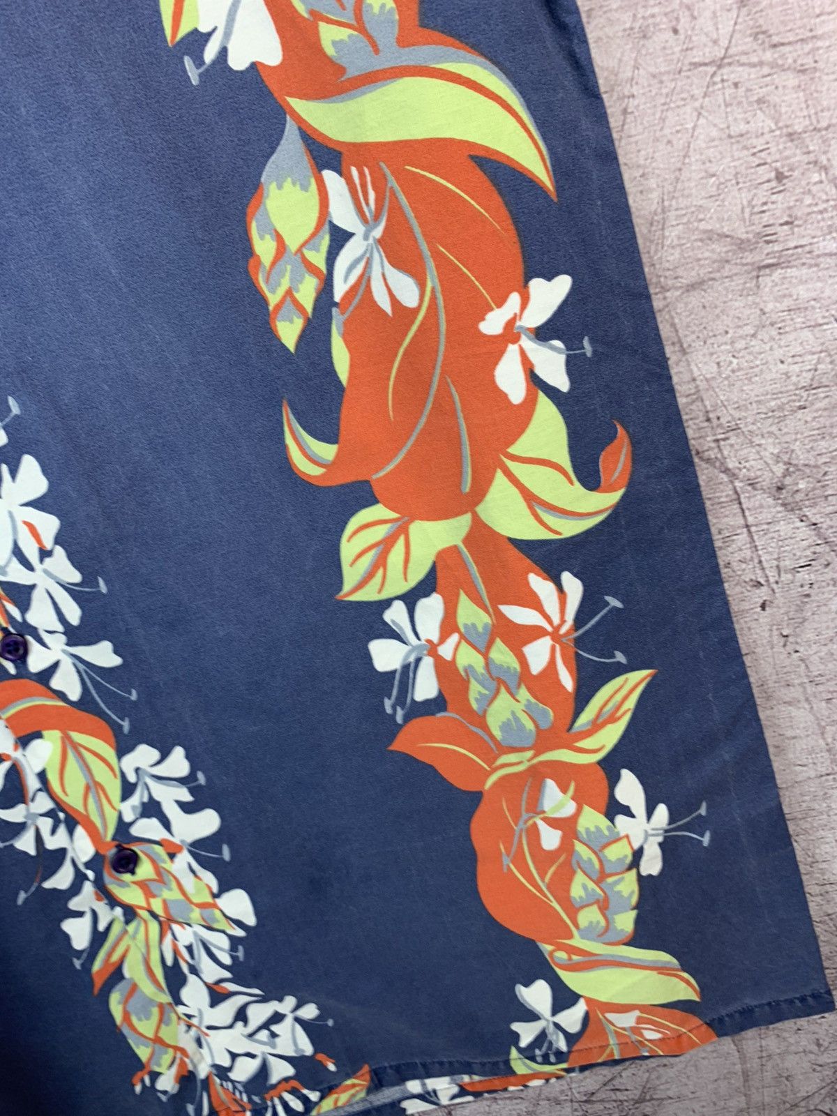 Yves Saint Laurent Vintage Yves Saint Laurent Hawaiian Mens Shirt Size US M / EU 48-50 / 2 - 11 Thumbnail