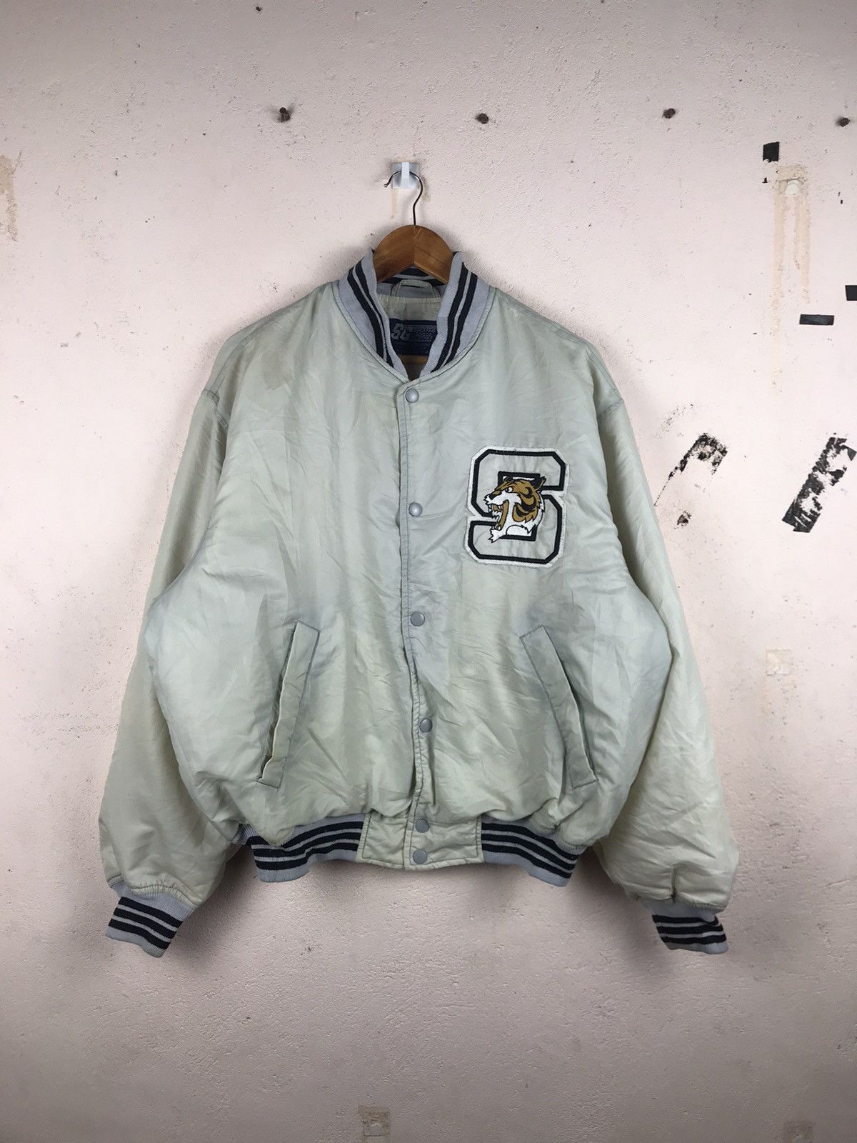 Vintage Seattle Bomber Jacket spell out Design