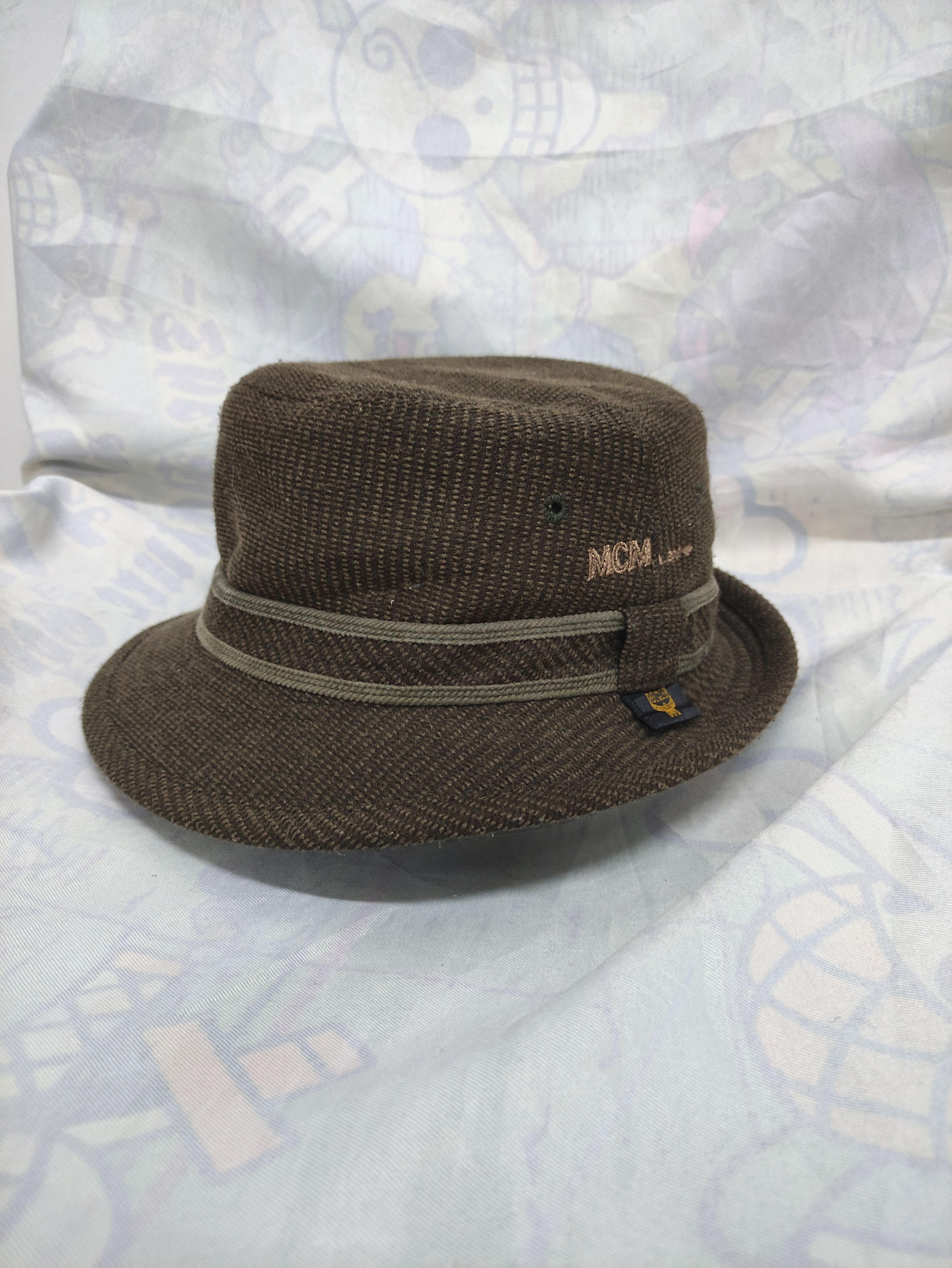 MCM LÉGÈRE BUCKET HAT