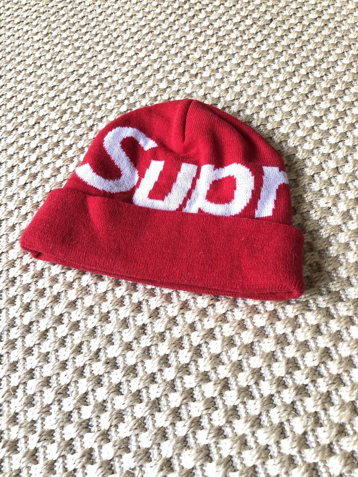 Supreme Big Logo Beanie - Red