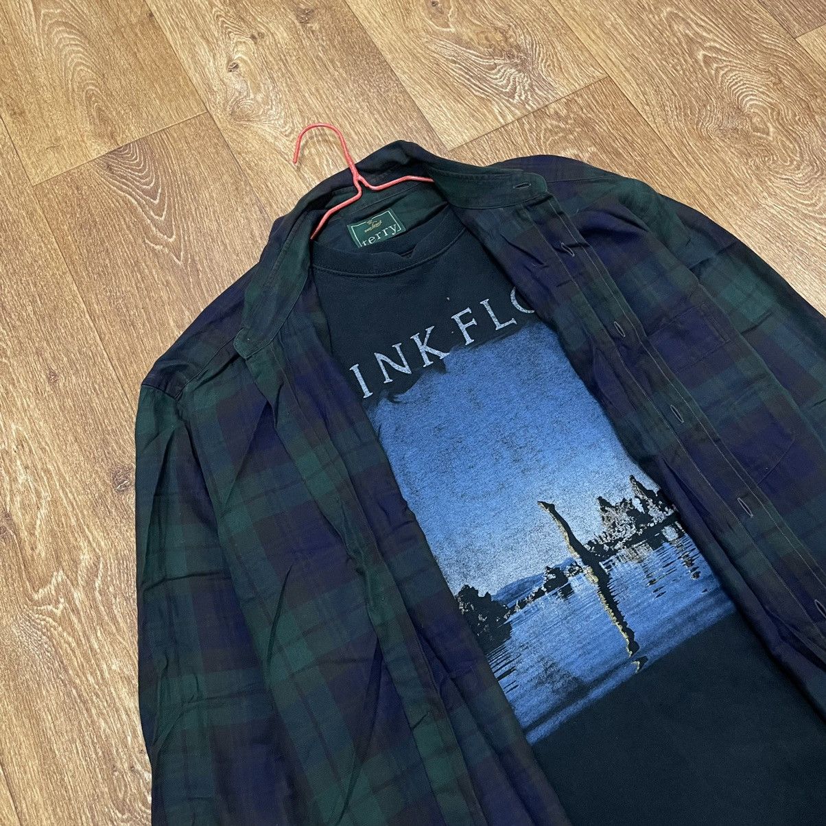 Vintage Vintage Y2K Plaid Shirt Graphic Tee Streetwear Oversized XL Size US XL / EU 56 / 4 - 5 Thumbnail