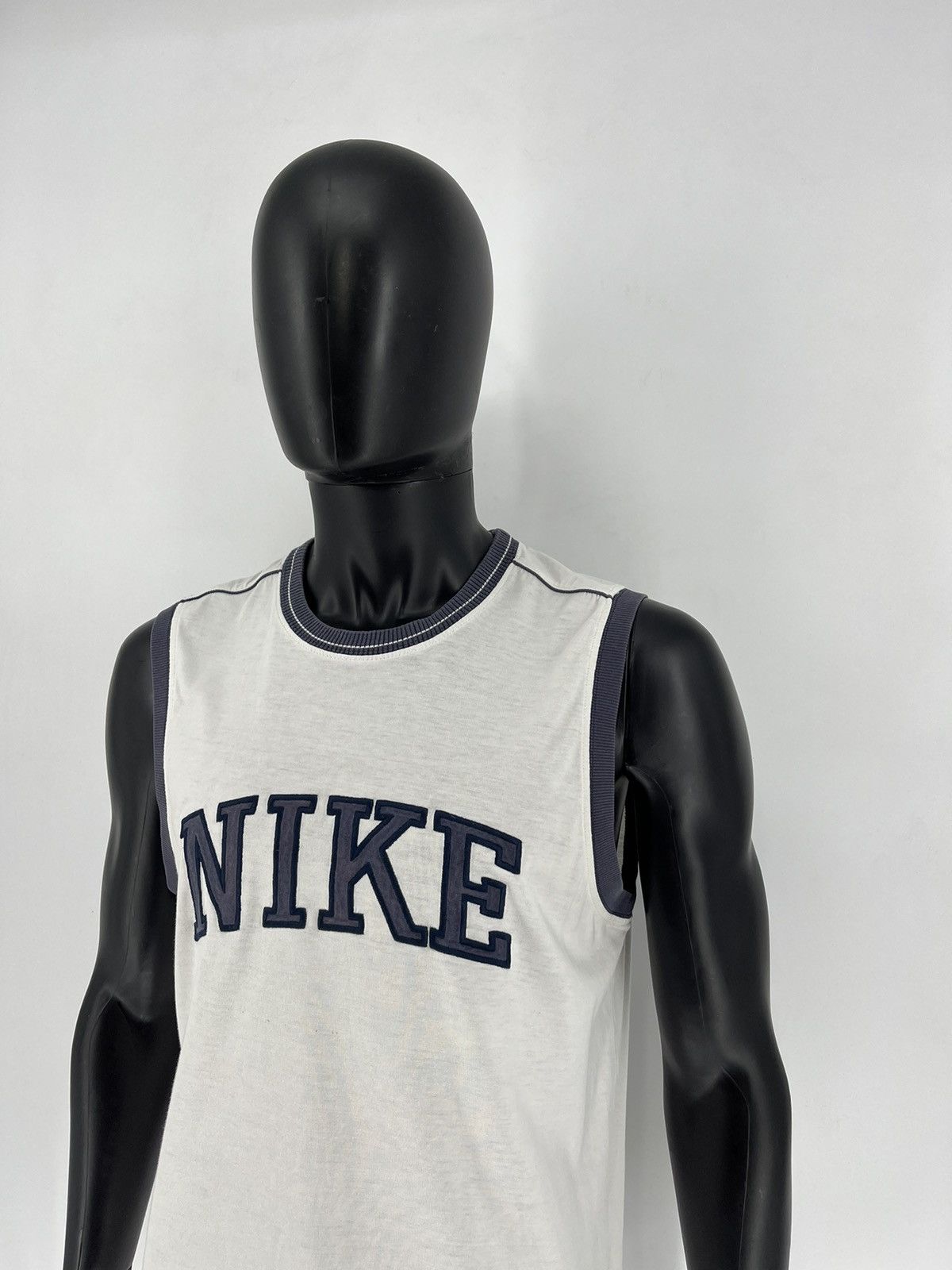 Nike Vintage 90s Nike Jersey Travis Style Sportwear Style Size US L / EU 52-54 / 3 - 5 Thumbnail