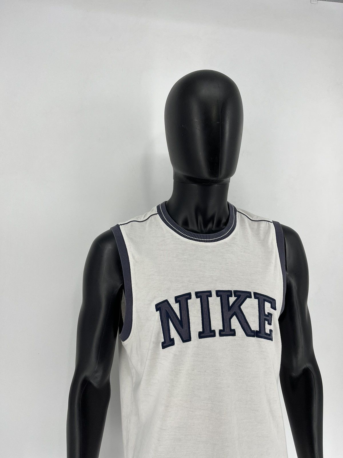 Nike Vintage 90s Nike Jersey Travis Style Sportwear Style Size US L / EU 52-54 / 3 - 4 Thumbnail