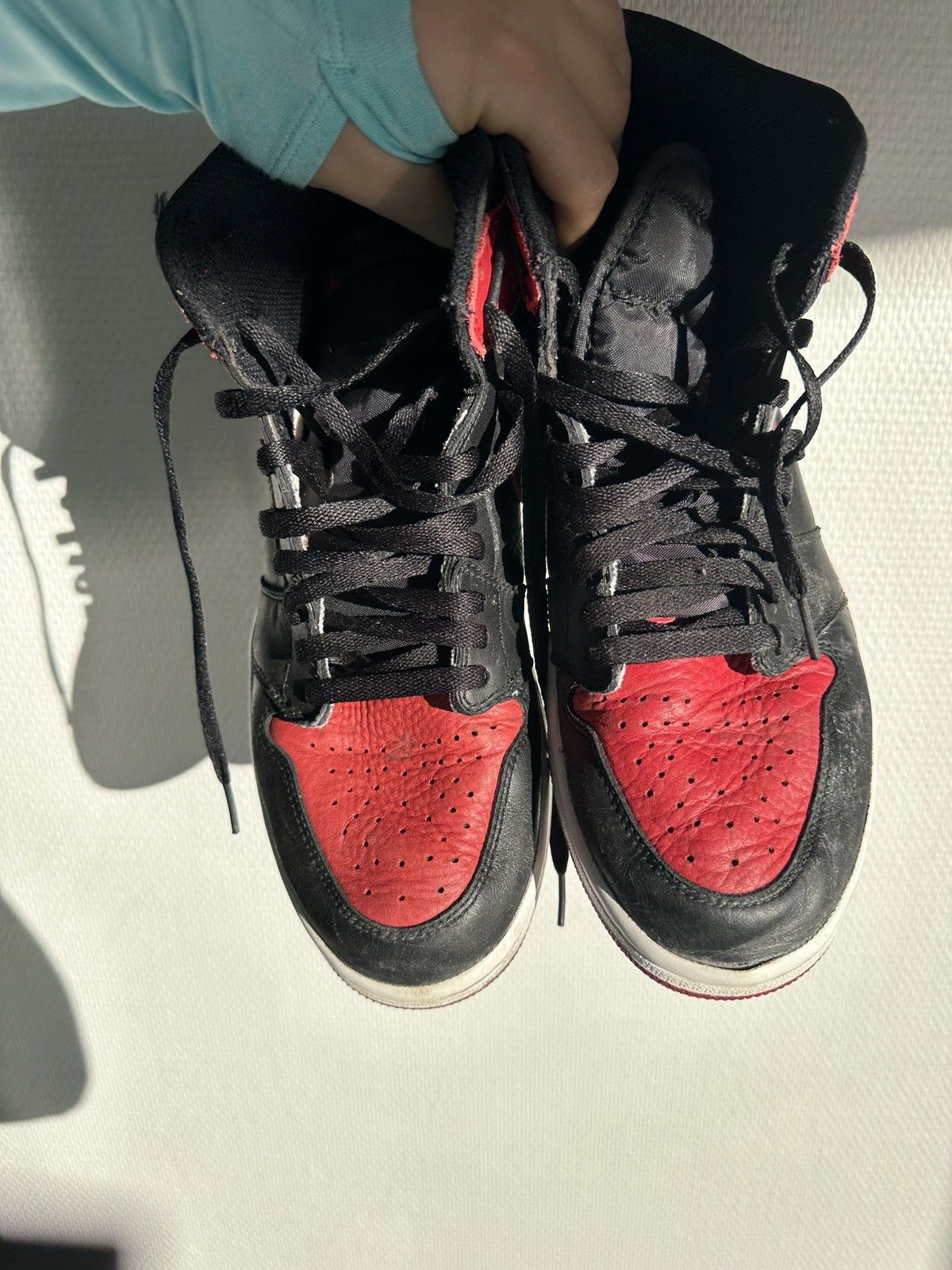 Jordan Brand Jordan 1 "Banned" 2016 Size US 10.5 / EU 43-44 - 4 Thumbnail