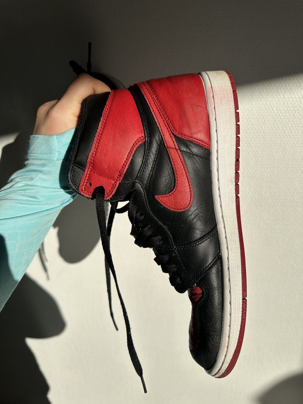 Jordan Brand Jordan 1 "Banned" 2016 Size US 10.5 / EU 43-44 - 8 Thumbnail