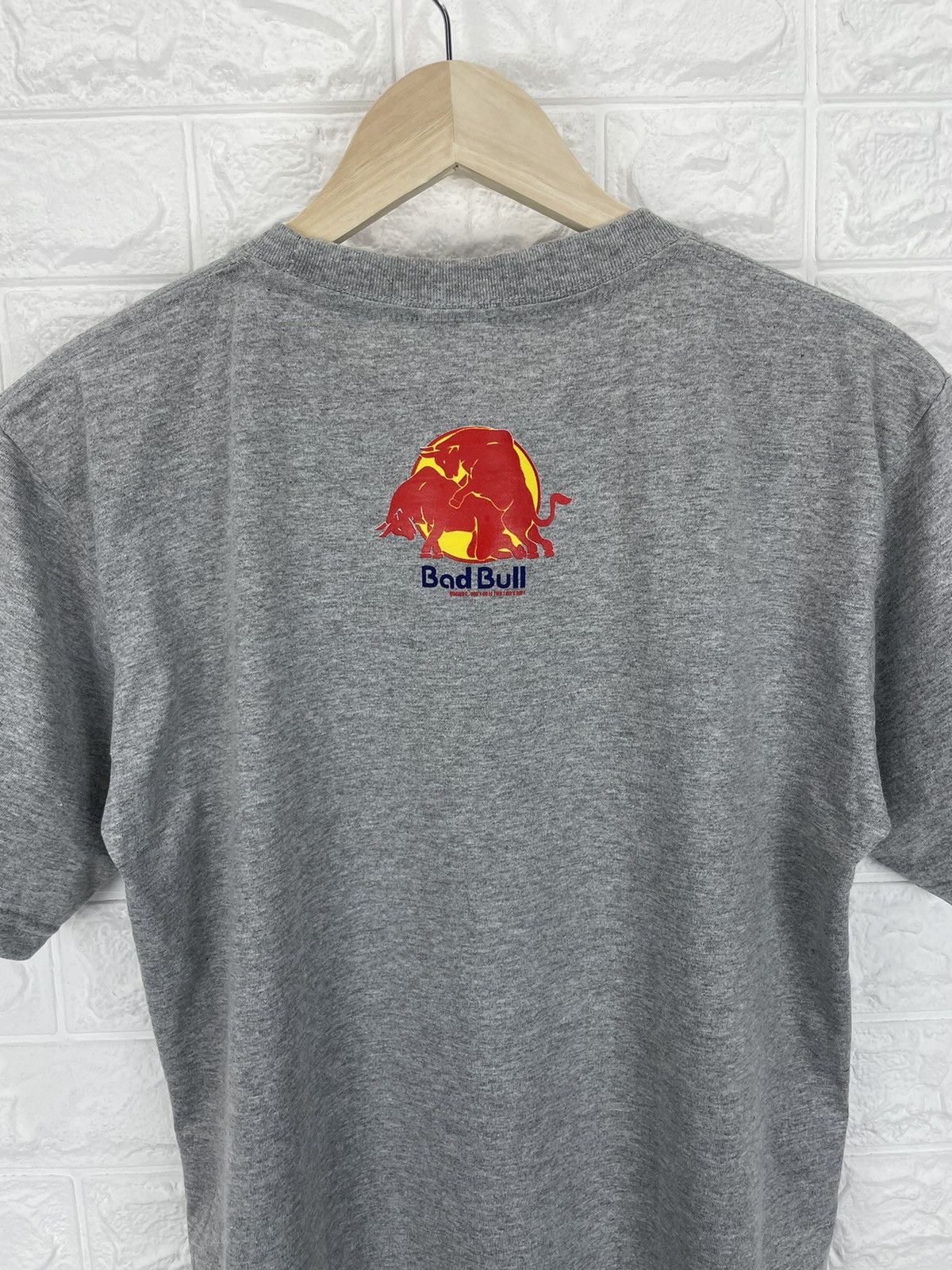 Vintage Vintage Y2k Bad Bull parody Red Bull big printed Size US M / EU 48-50 / 2 - 7 Thumbnail