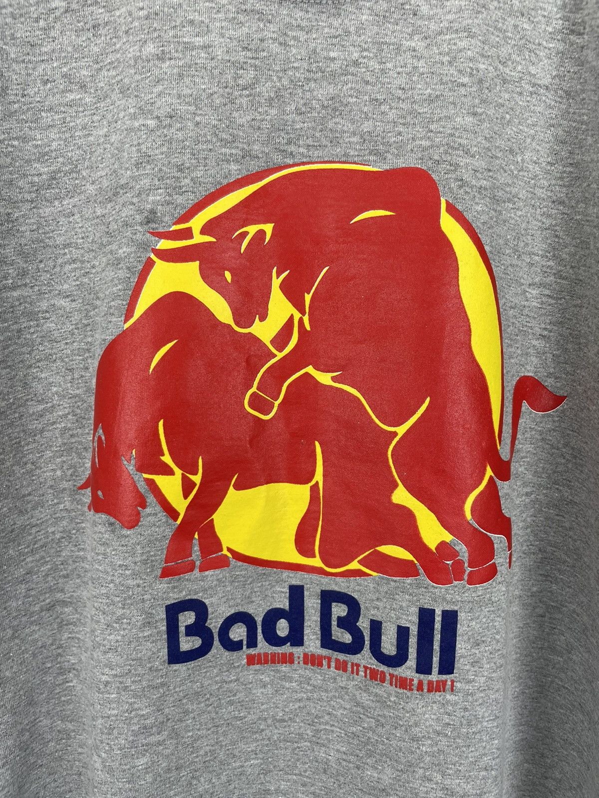 Vintage Vintage Y2k Bad Bull parody Red Bull big printed Size US M / EU 48-50 / 2 - 3 Thumbnail