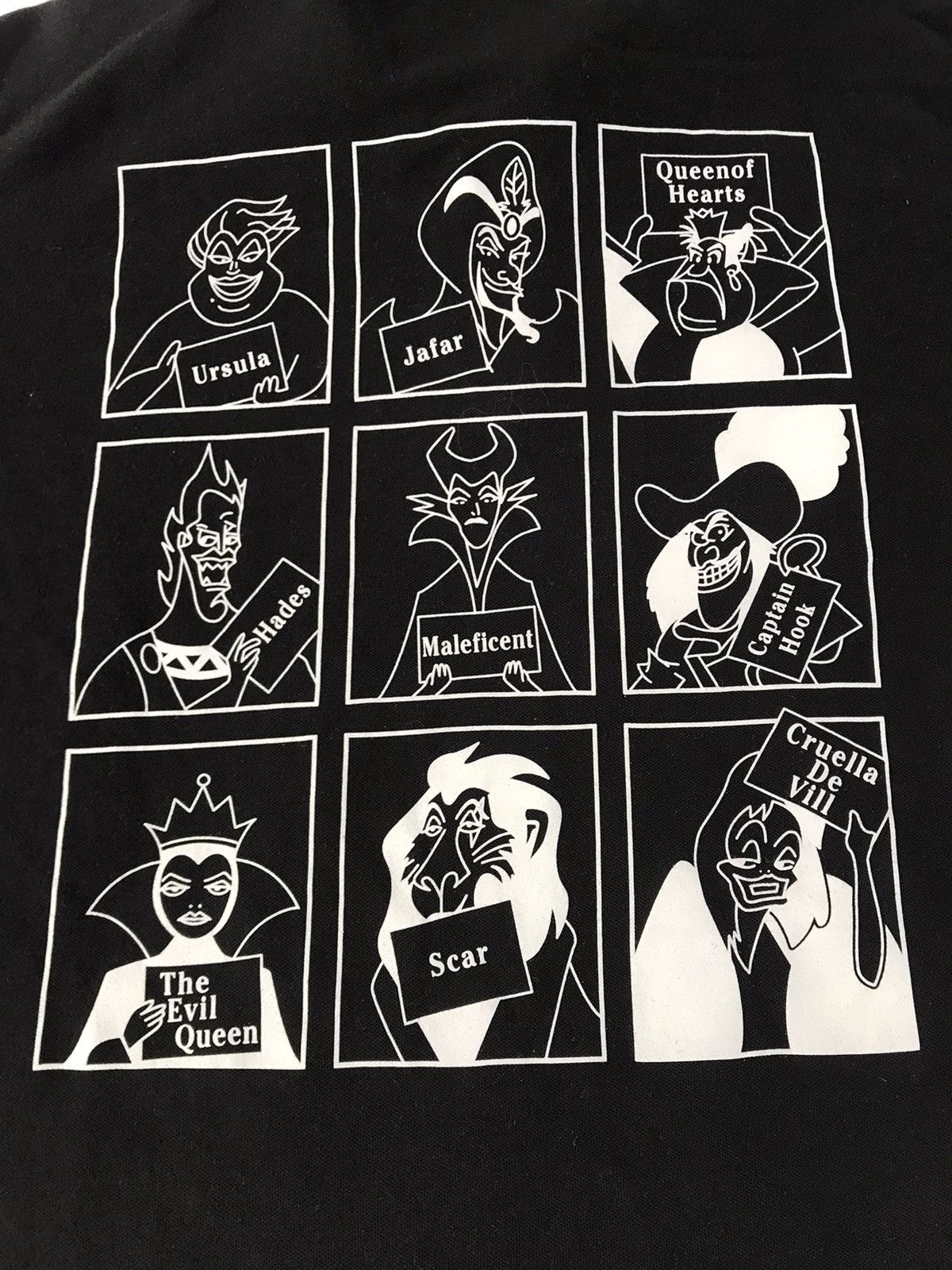 Cartoon Network 3-8 Villain Maze Disney Aladdin Movies Polo Tee T-shirt Size US M / EU 48-50 / 2 - 4 Thumbnail