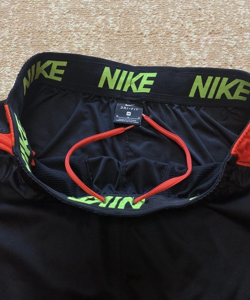 Nike Vintage Nike shorts streetwear swoosh casual y2k size M Size US 32 / EU 48 - 5 Thumbnail