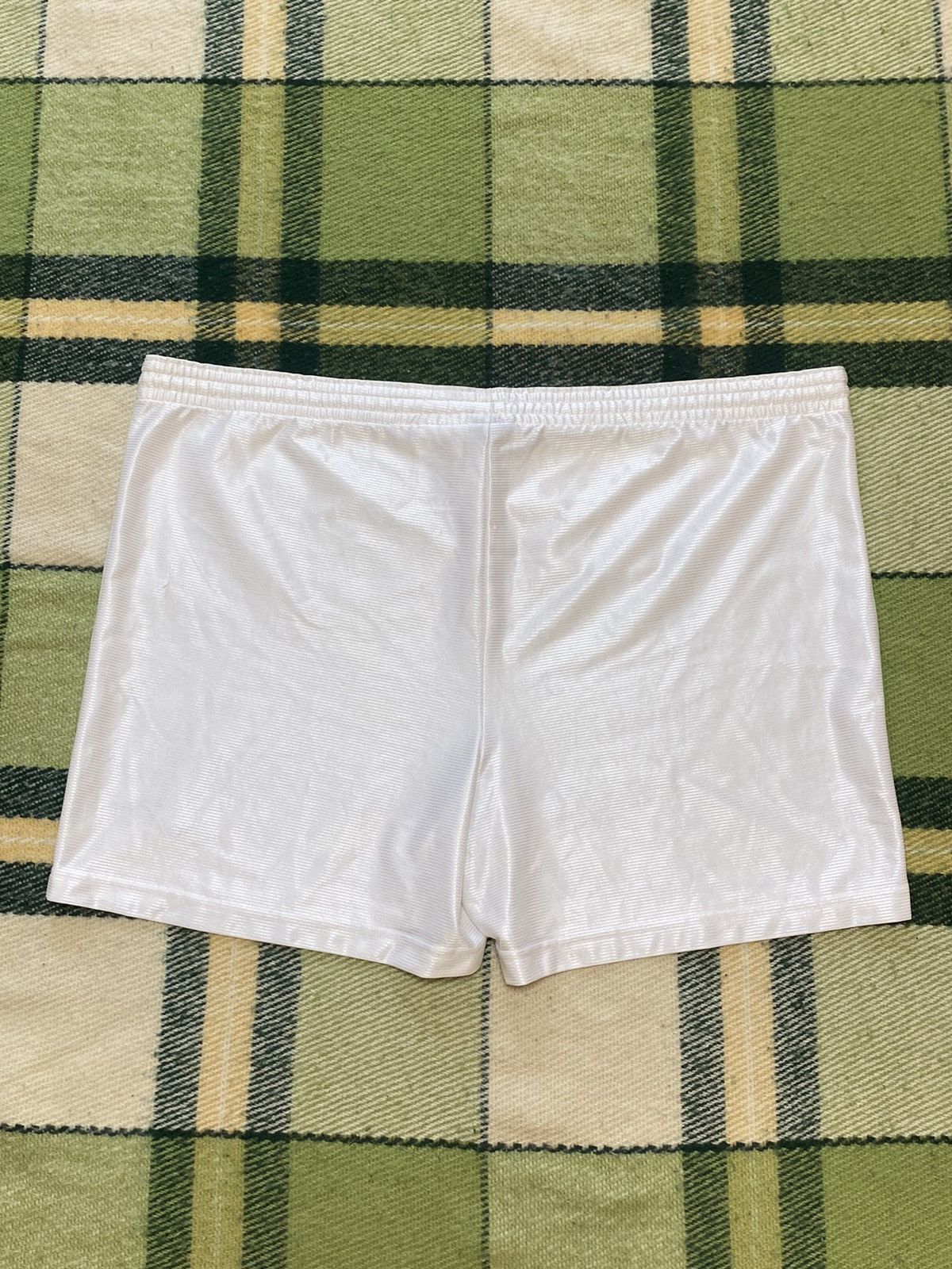 Nike Vintage Nike shorts streetwear swoosh casual y2k size XL Size US 36 / EU 52 - 3 Thumbnail