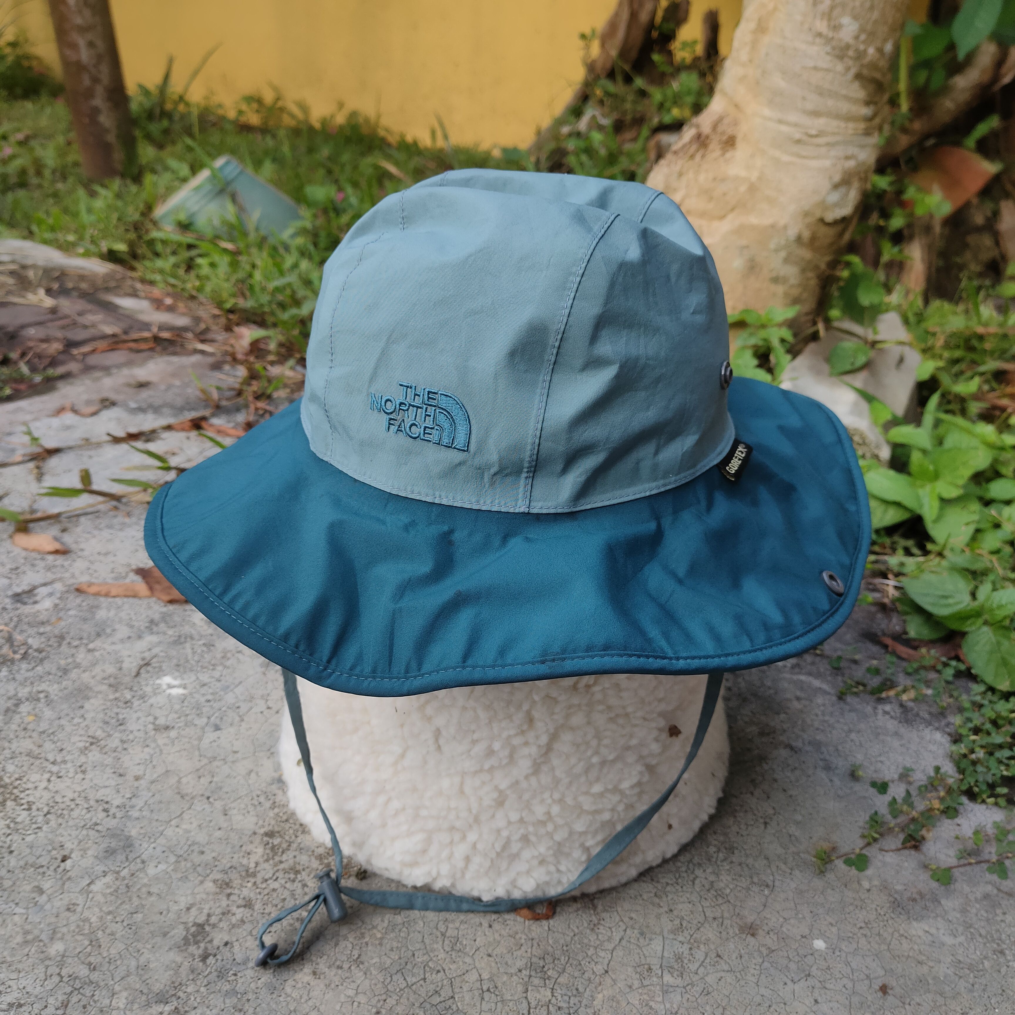 Goretex Vintage THE NORTH FACE Goretex Quick Dry Bucket Hat Size ONE SIZE - 1 Thumbnail