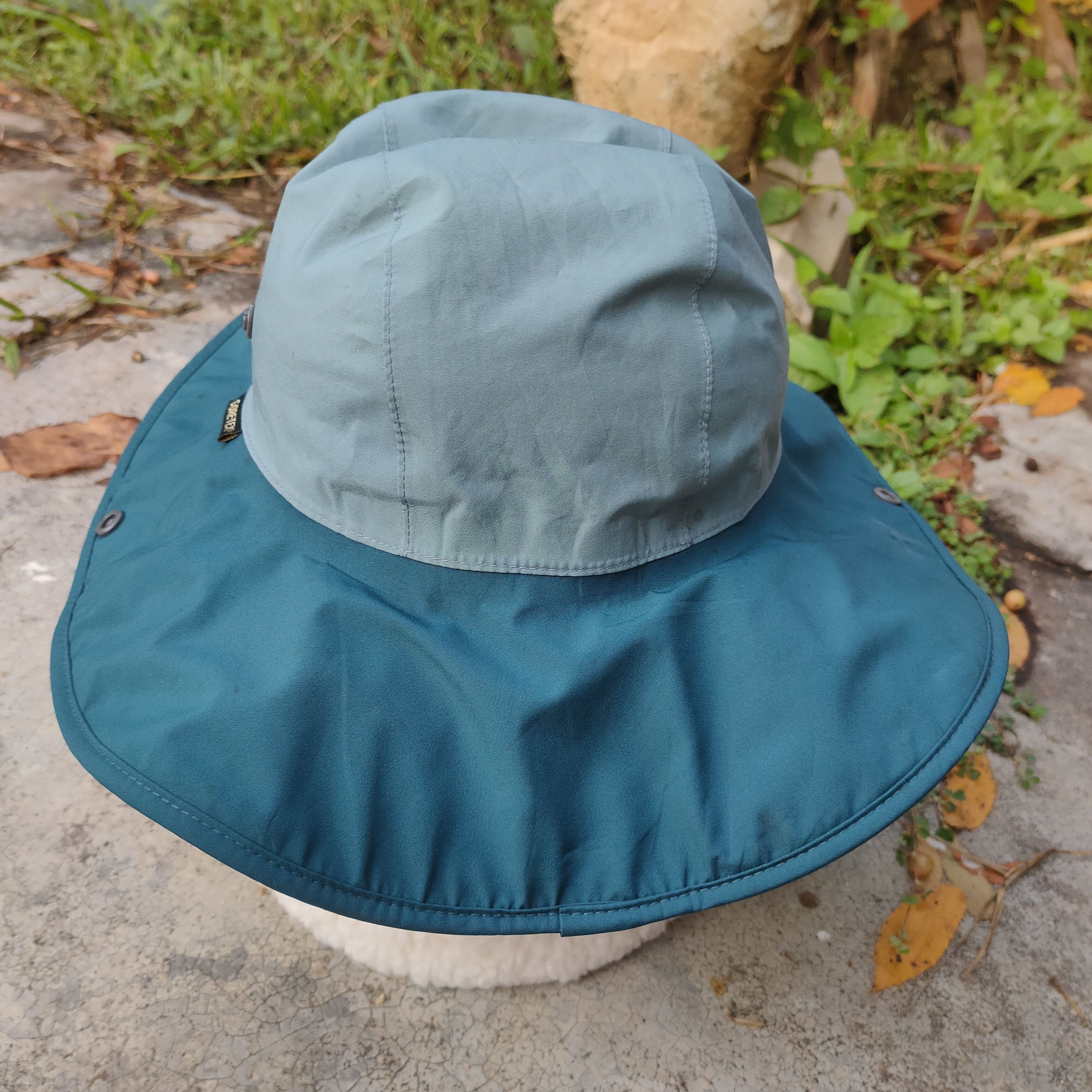 Goretex Vintage THE NORTH FACE Goretex Quick Dry Bucket Hat Size ONE SIZE - 7 Thumbnail
