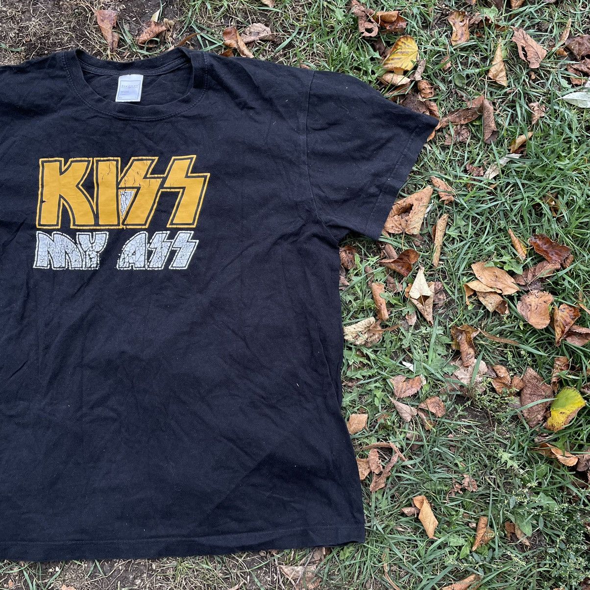 Vintage Vintage Y2K Kiss Band Graphic Tee Sun Faded Oversized Swag L Size US L / EU 52-54 / 3 - 3 Thumbnail