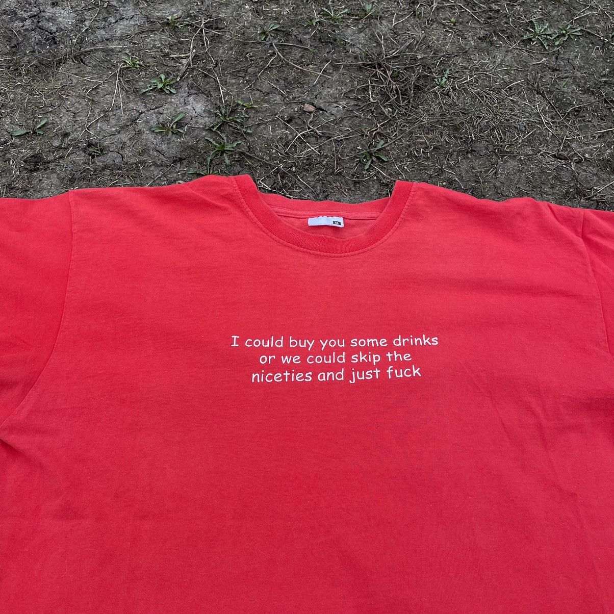 Vintage Vintage Y2K Sun Faded Graphic Tee Red Oversized Grail XL Size US XL / EU 56 / 4 - 5 Thumbnail