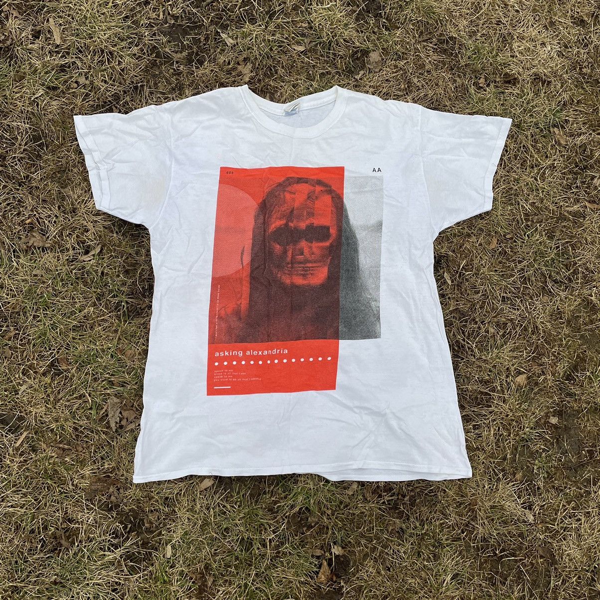 Vintage Vintage 90s Graphic Tee Red Horror Skull Grunge Dark Aesthet Size US L / EU 52-54 / 3 - 1 Thumbnail